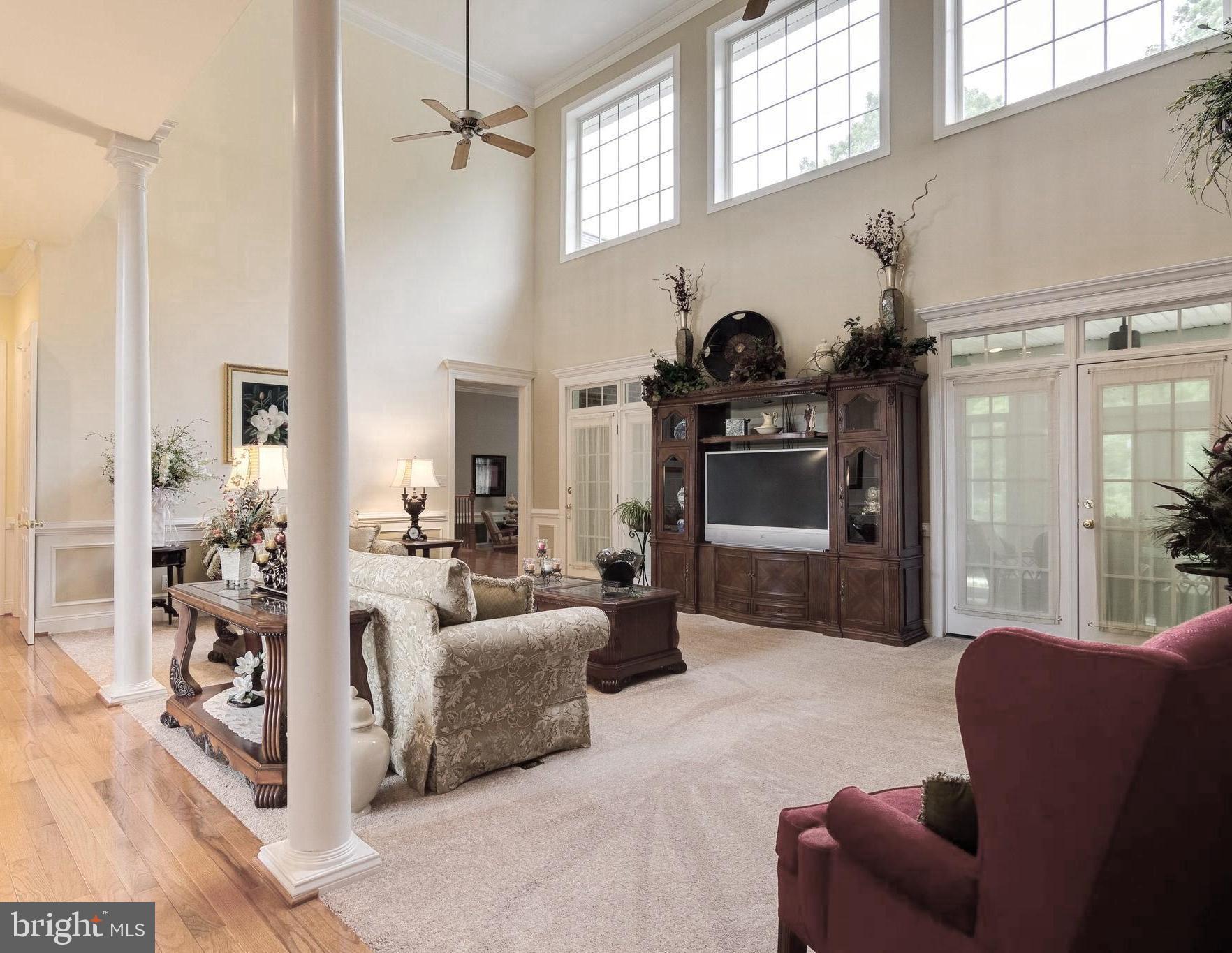 MAPLE HILL'S AFFLUENT - Residential