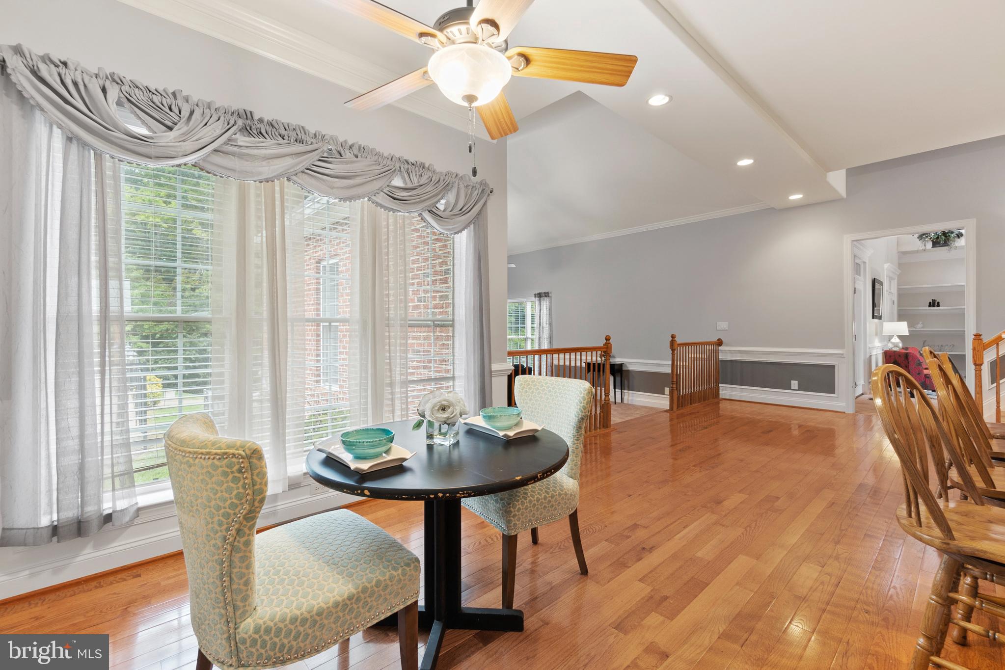 MAPLE HILL'S AFFLUENT - Residential