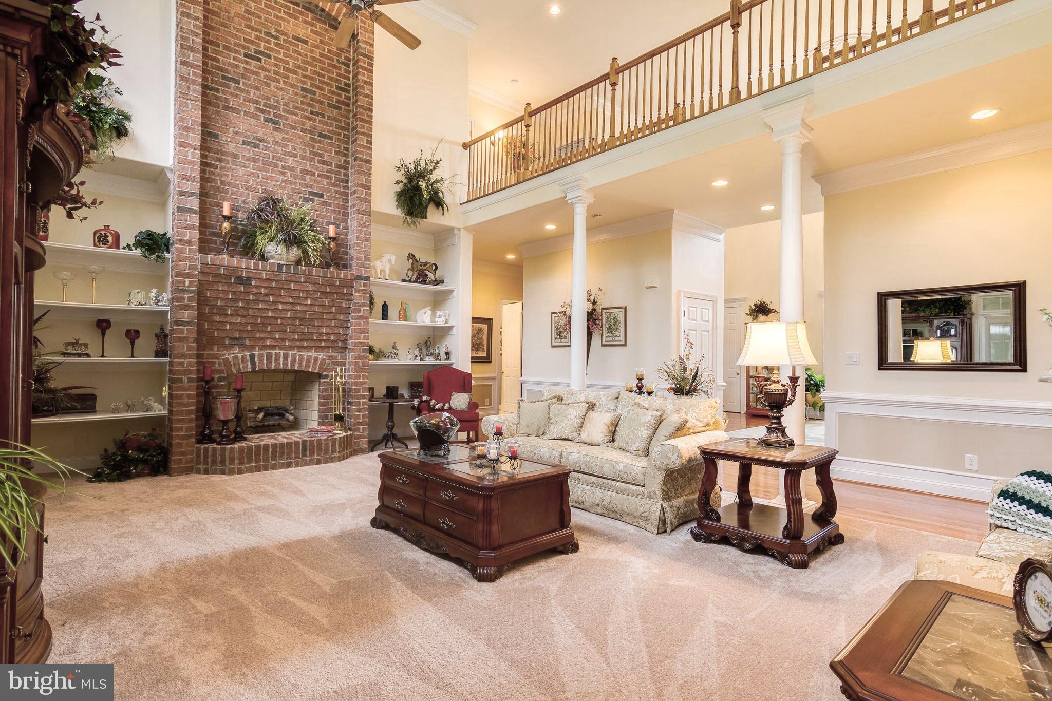 MAPLE HILL'S AFFLUENT - Residential