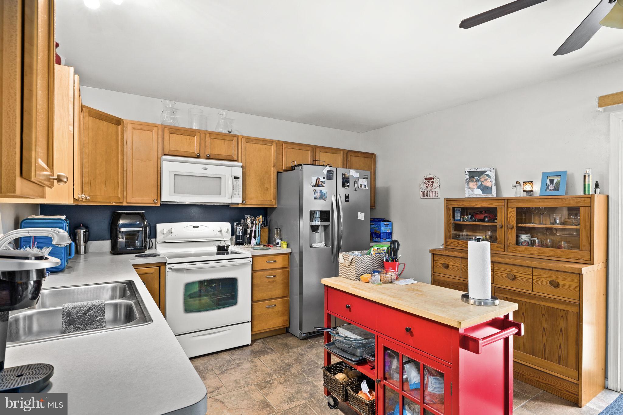 LAKE CAROLINE - Residential