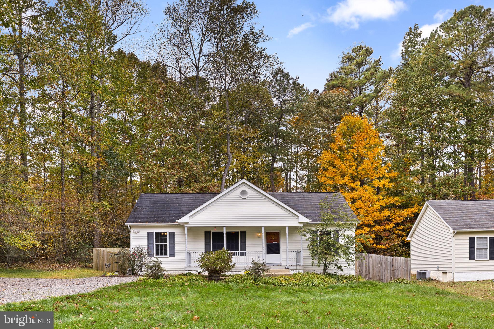 LAKE CAROLINE - Residential