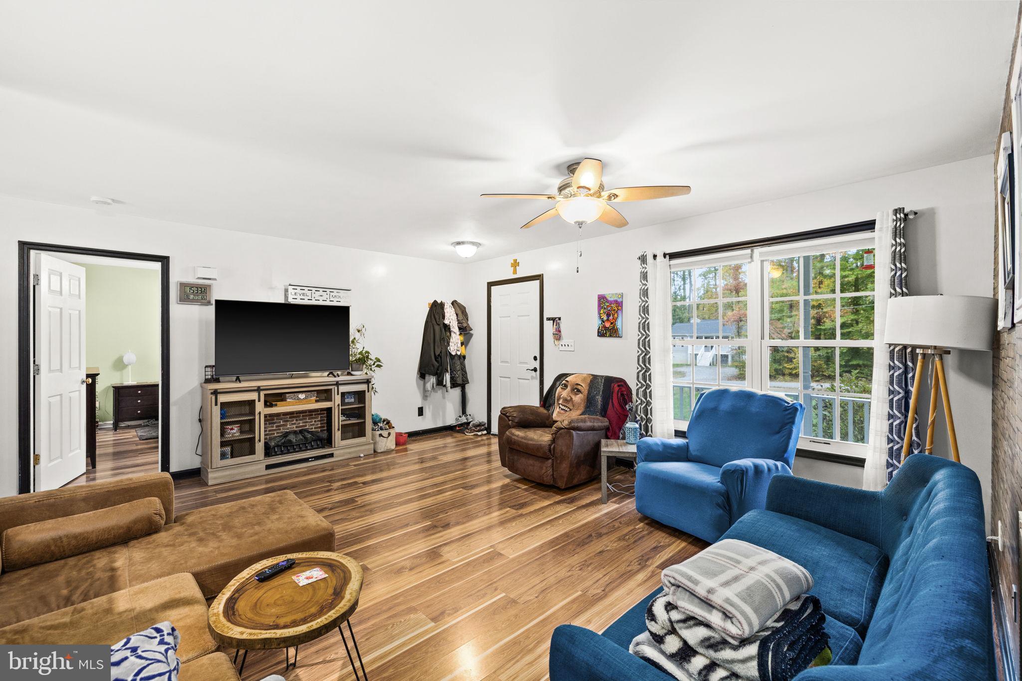 LAKE CAROLINE - Residential