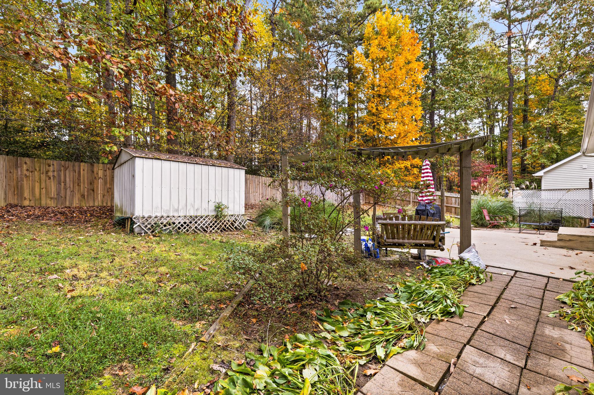 LAKE CAROLINE - Residential