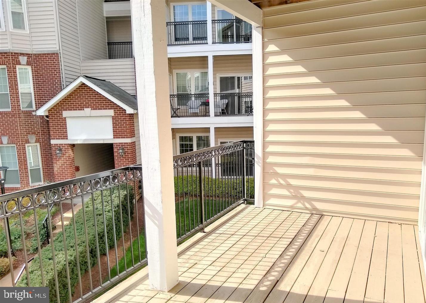 GATES OF MCLEAN - Residential Lease