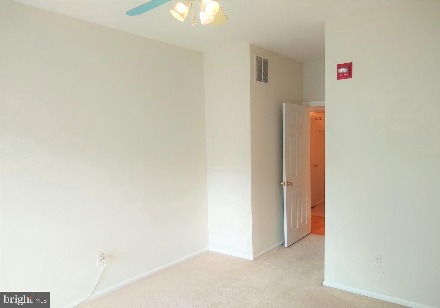 GATES OF MCLEAN - Residential Lease