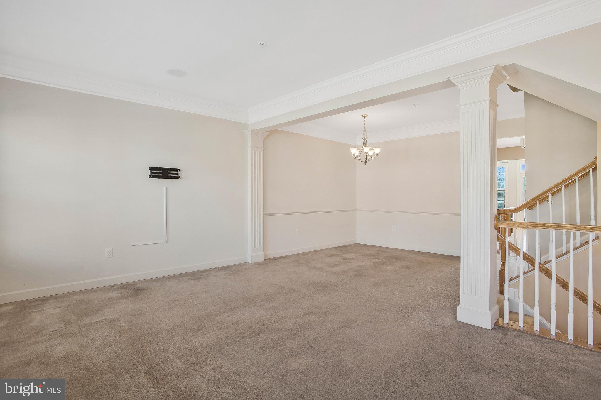 OAK CREEK CLUB - Residential