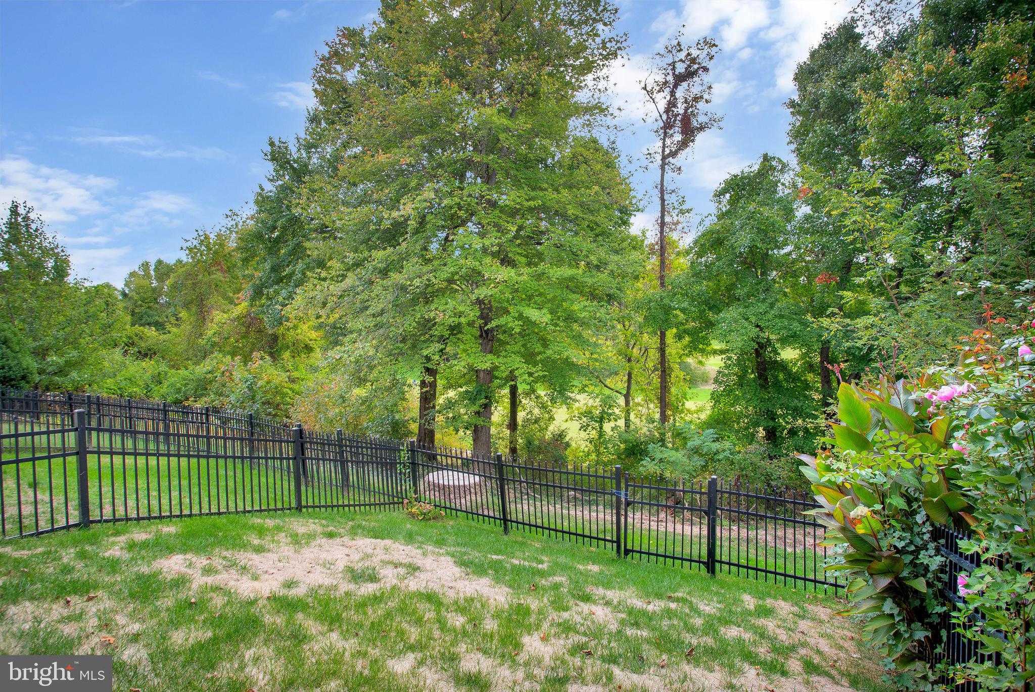 OAK CREEK CLUB - Residential