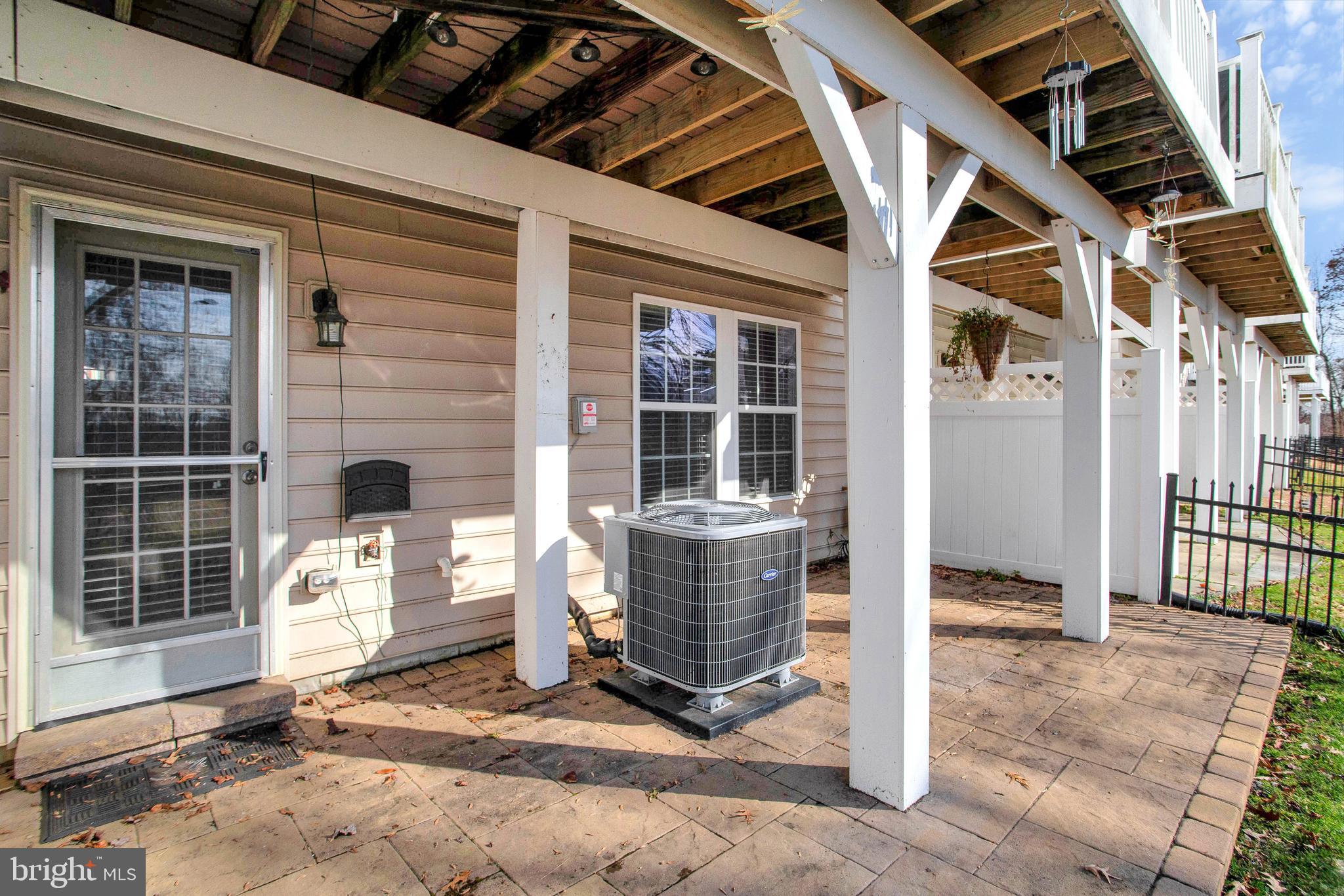 OAK CREEK CLUB - Residential