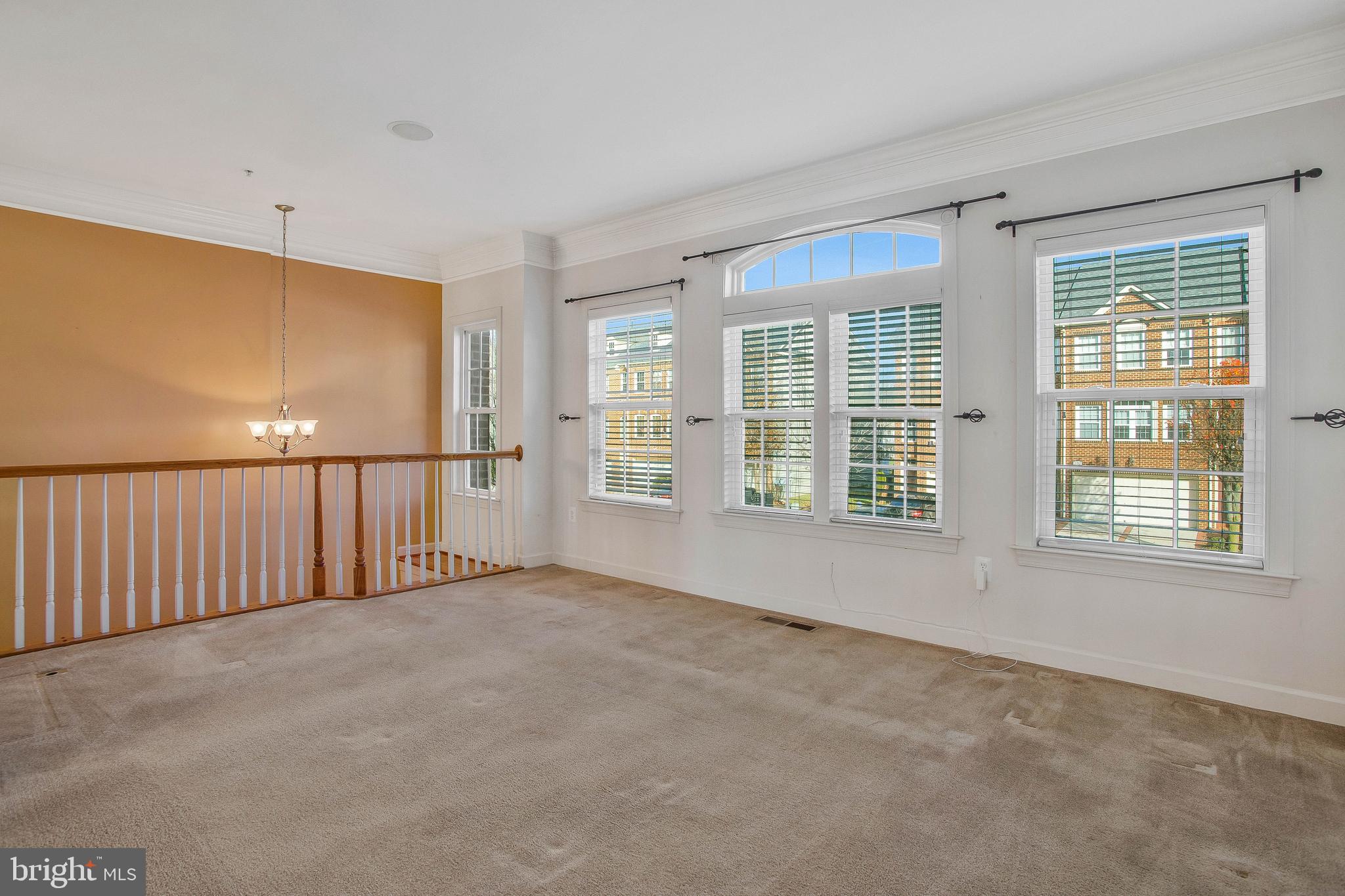 OAK CREEK CLUB - Residential