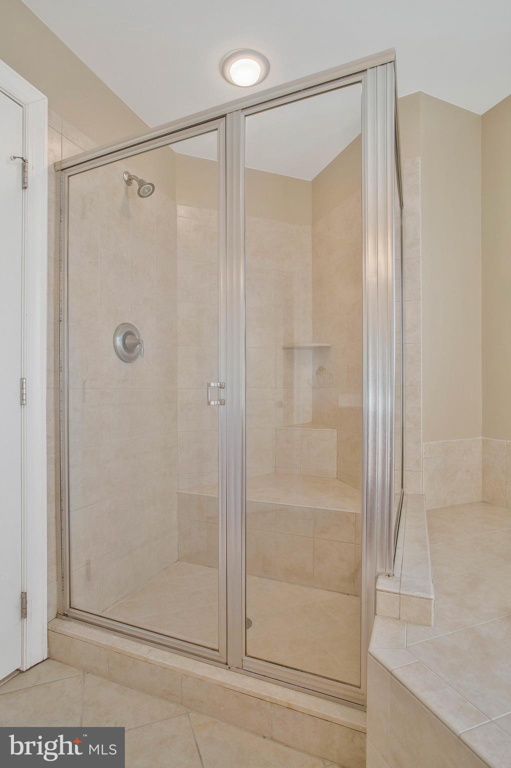 OAK CREEK CLUB - Residential