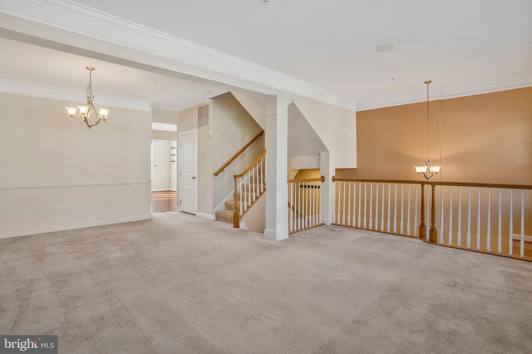 OAK CREEK CLUB - Residential