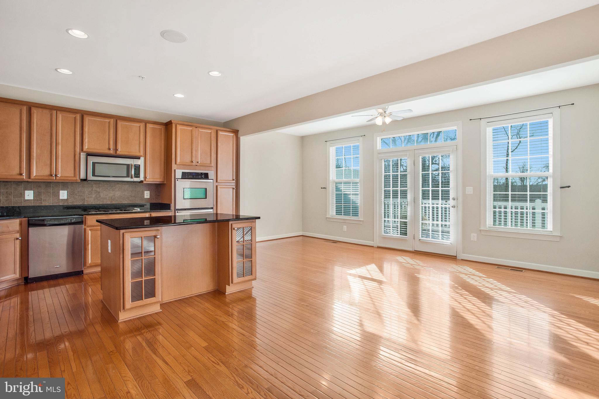 OAK CREEK CLUB - Residential