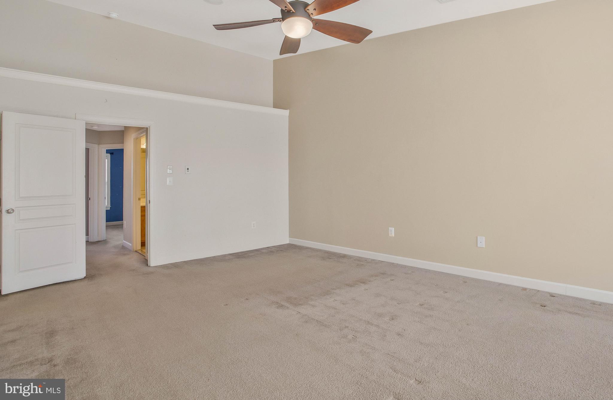 OAK CREEK CLUB - Residential