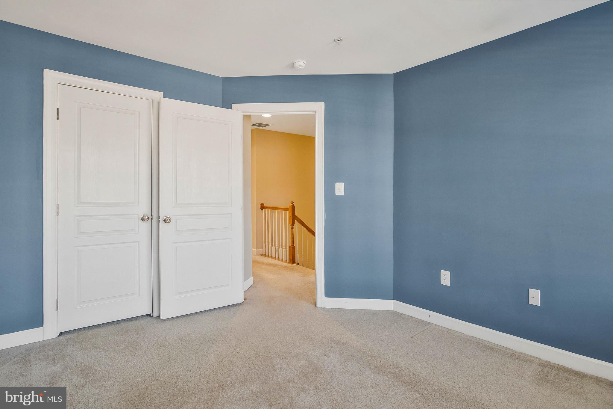 OAK CREEK CLUB - Residential