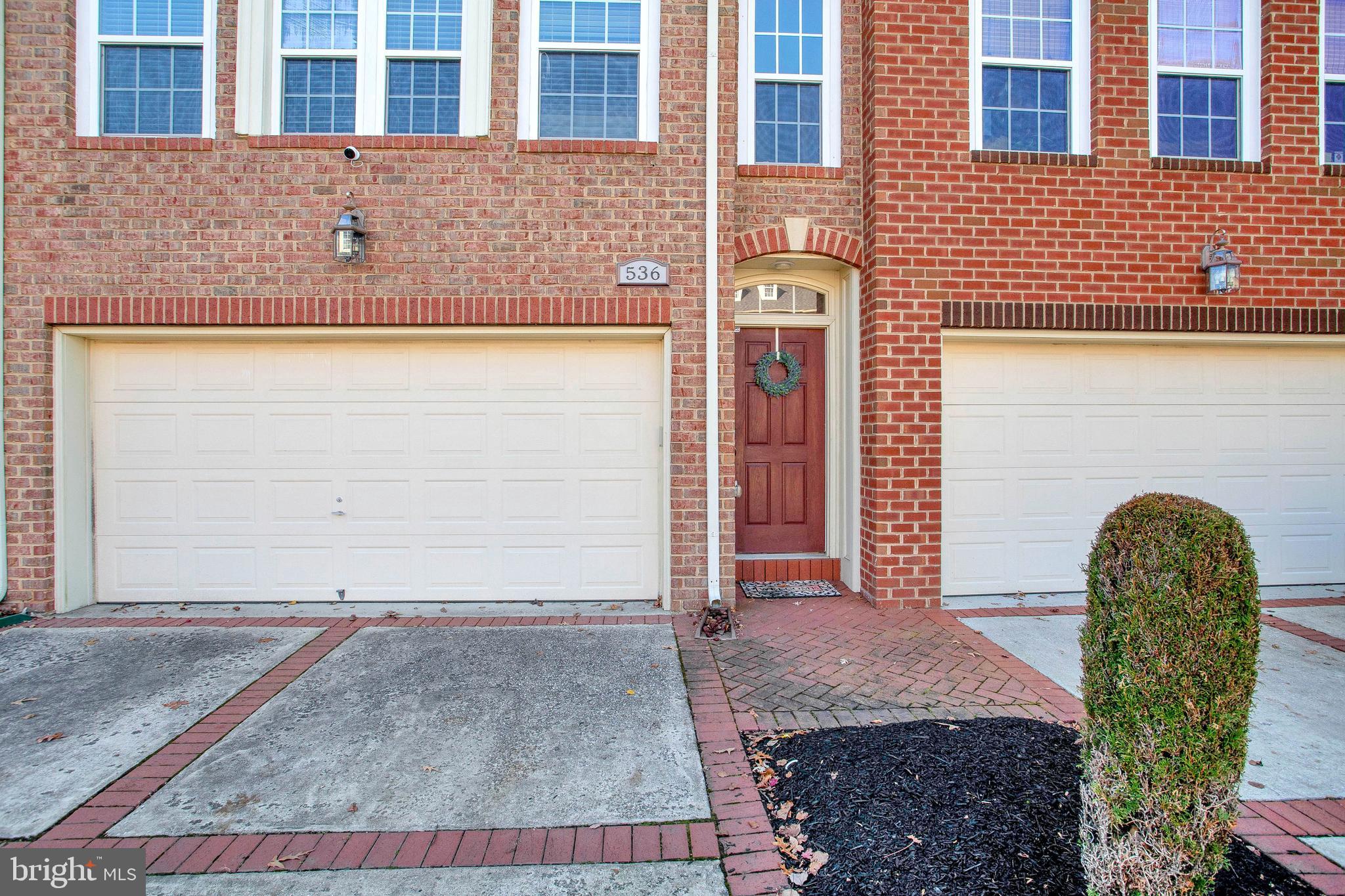 OAK CREEK CLUB - Residential