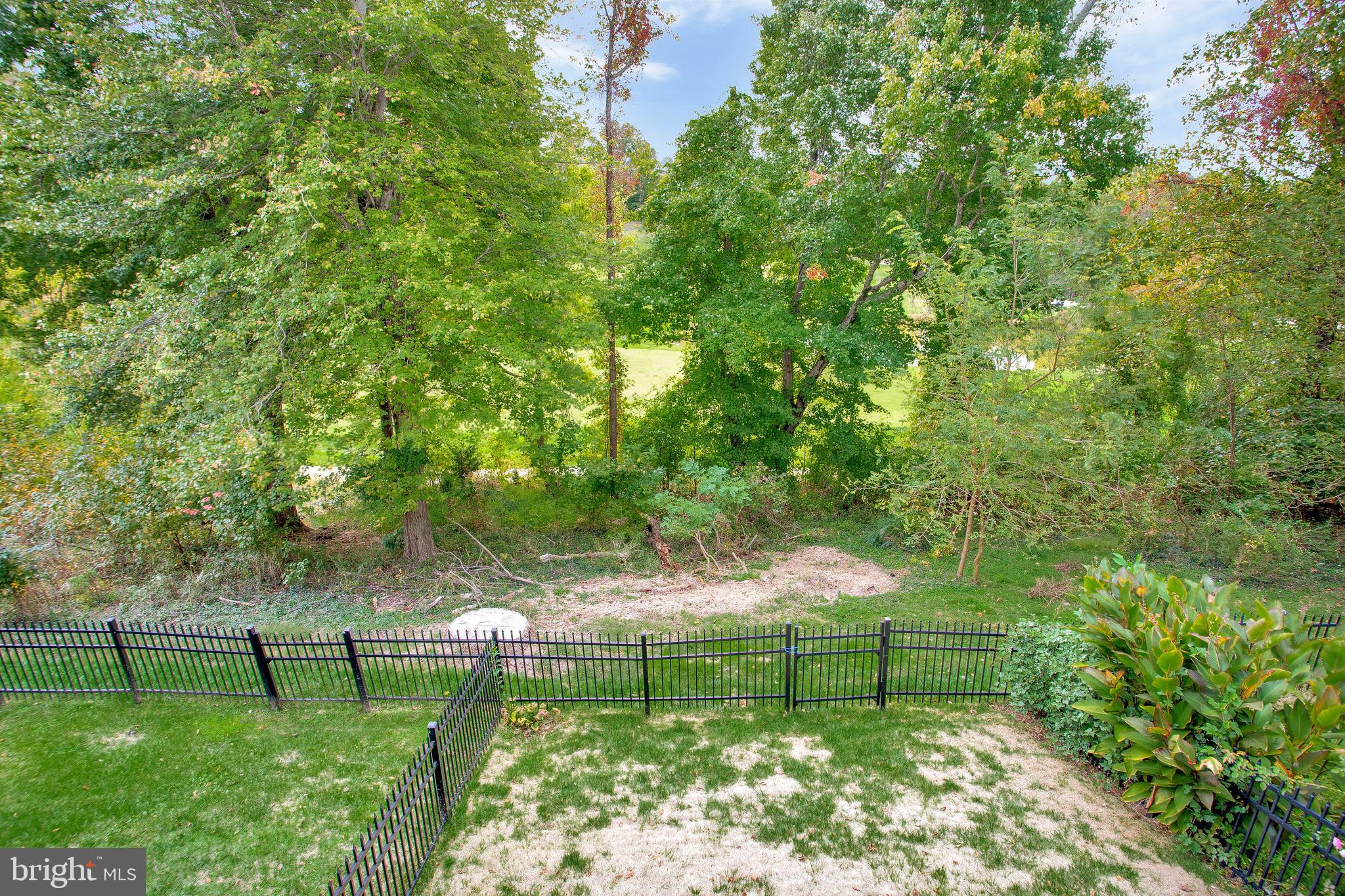 OAK CREEK CLUB - Residential