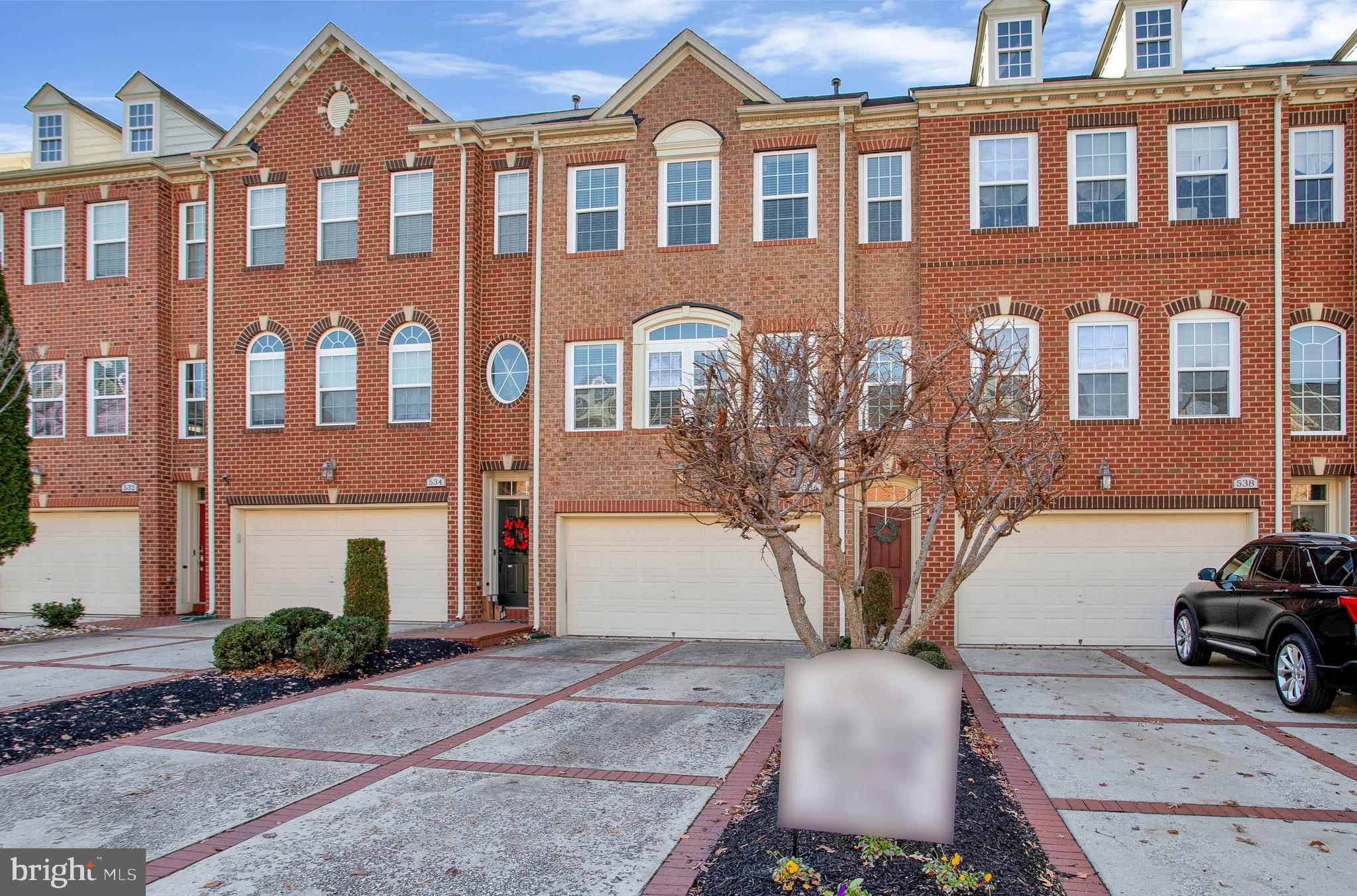 OAK CREEK CLUB - Residential