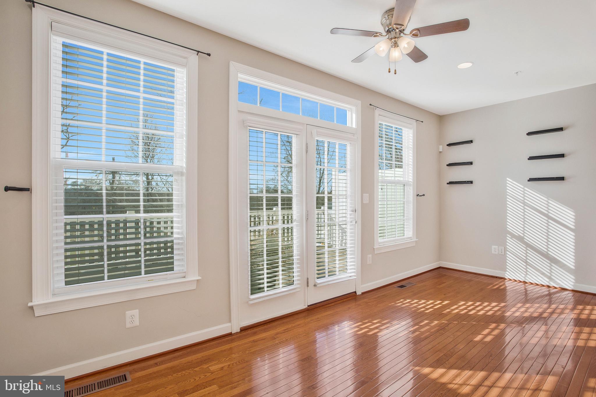 OAK CREEK CLUB - Residential