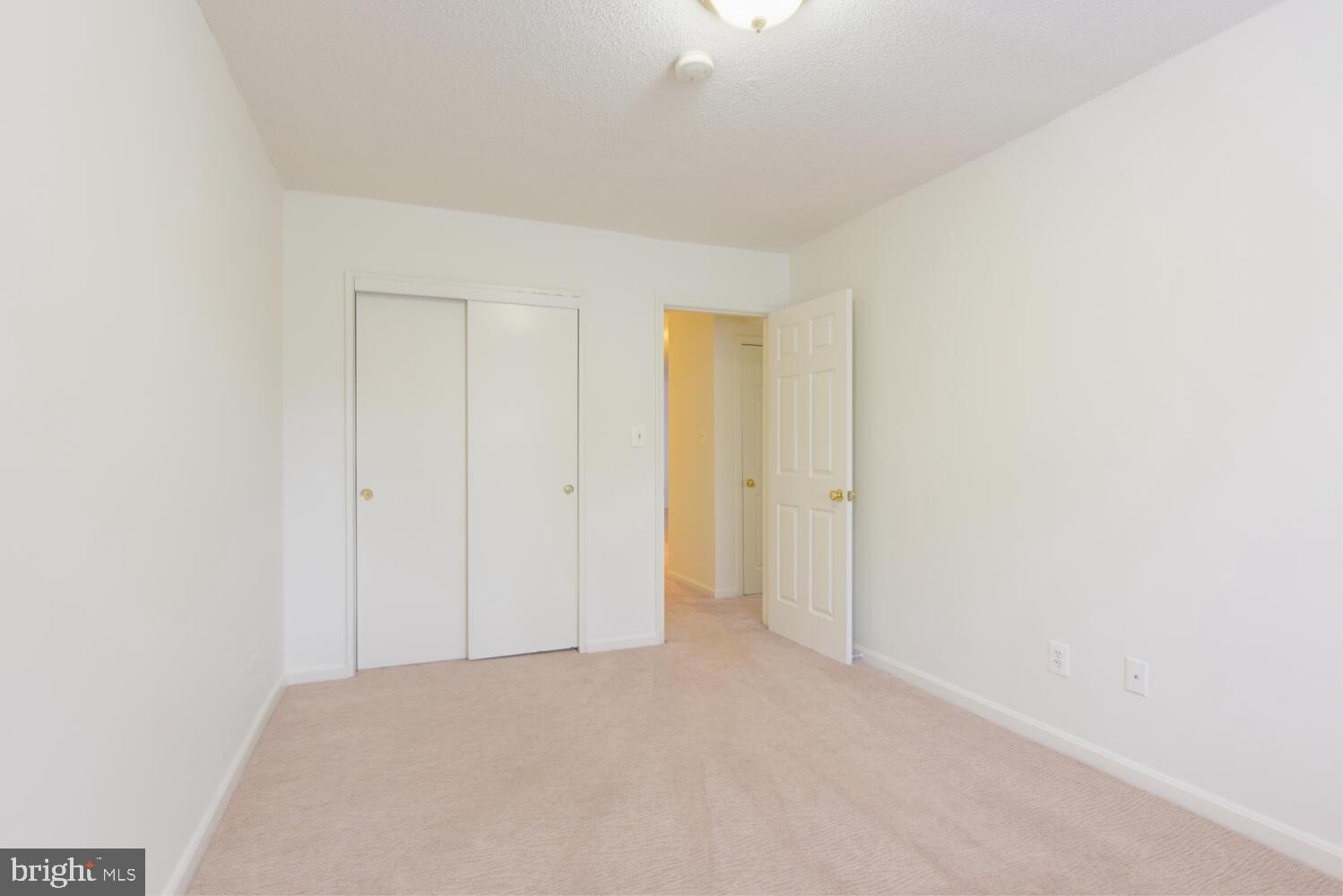 OLD TOWN/PARKER GRAY - Residential Lease