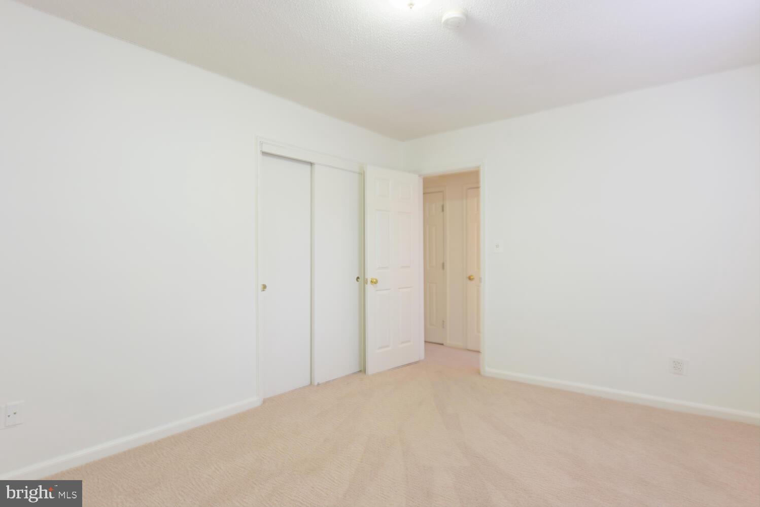 OLD TOWN/PARKER GRAY - Residential Lease