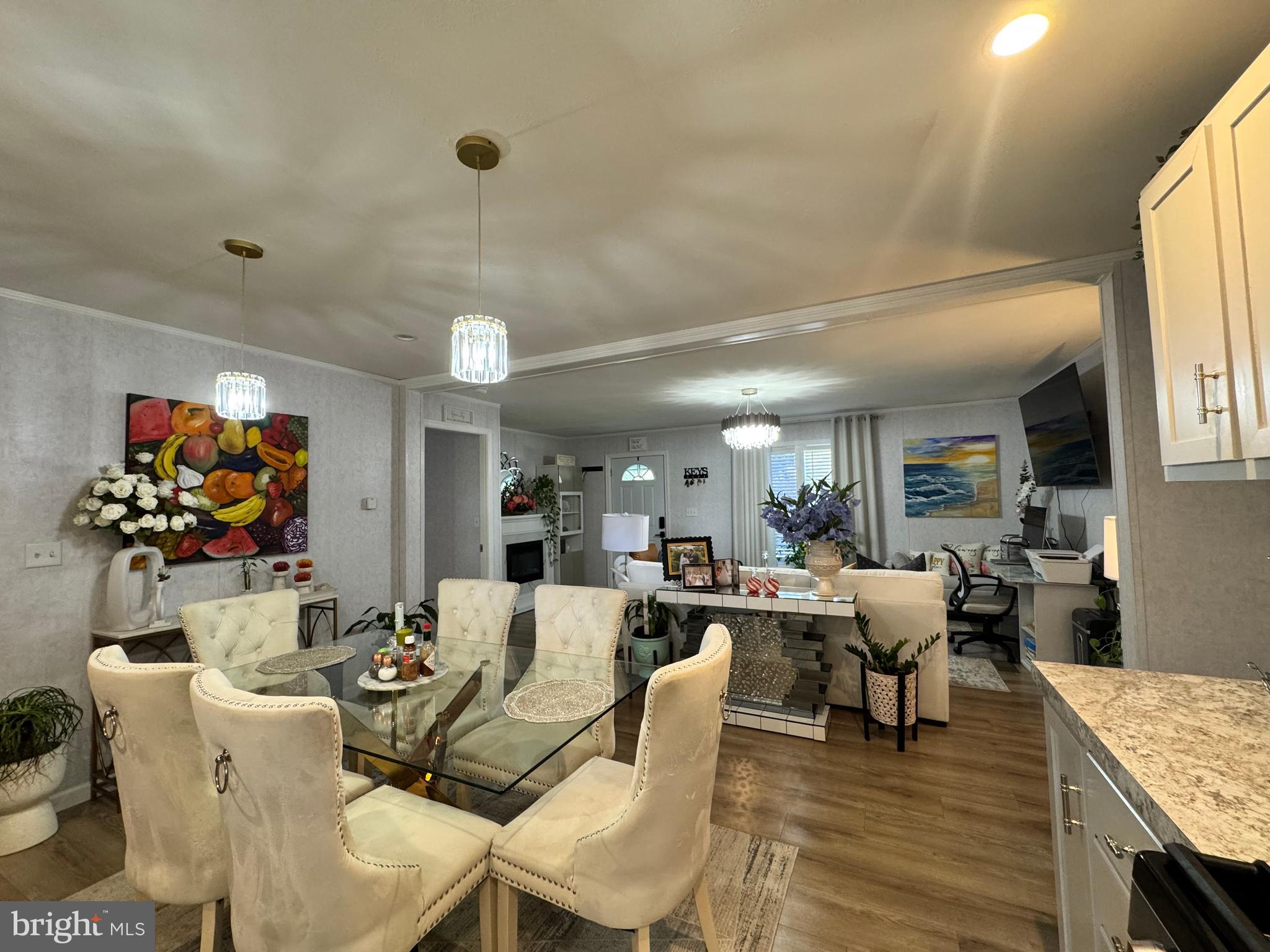 MOBILE GARDENS - Residential