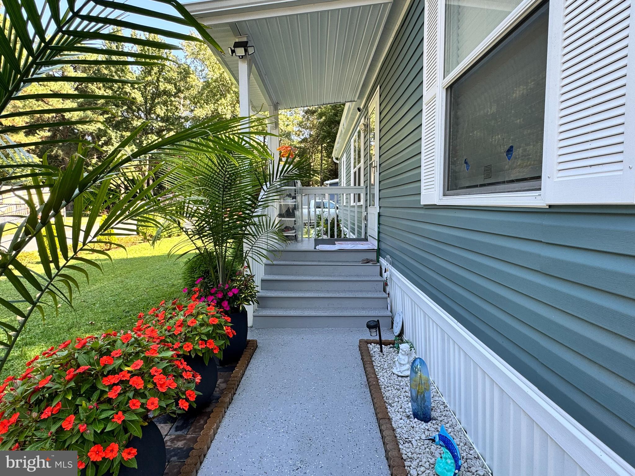 25709 PALMETTO STREET