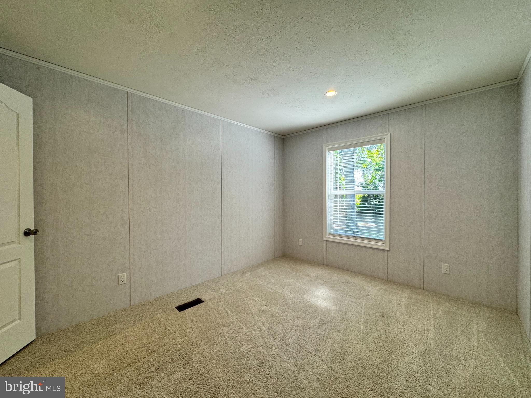 MOBILE GARDENS - Residential