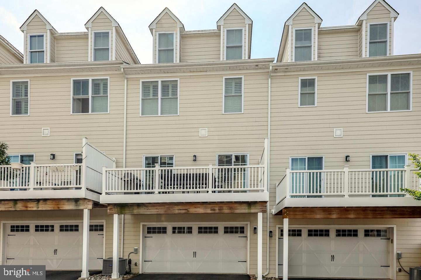 23 CENTRAL AVENUE
