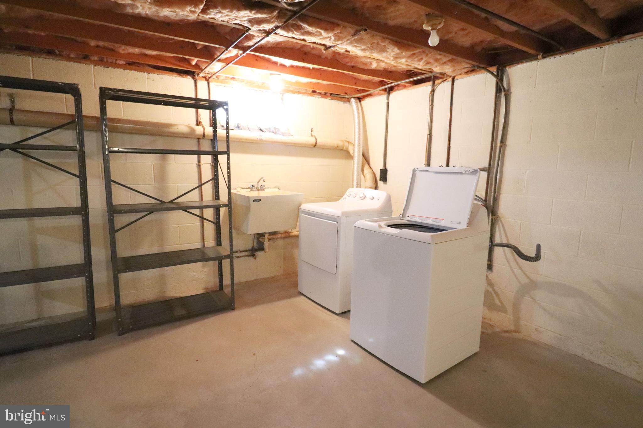 DENVER HEIGHTS - Residential