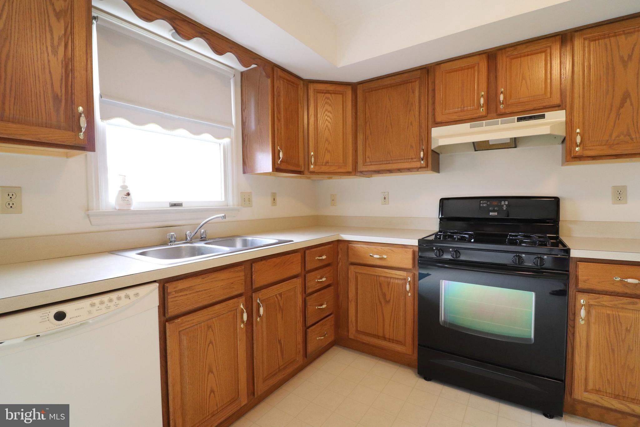 DENVER HEIGHTS - Residential