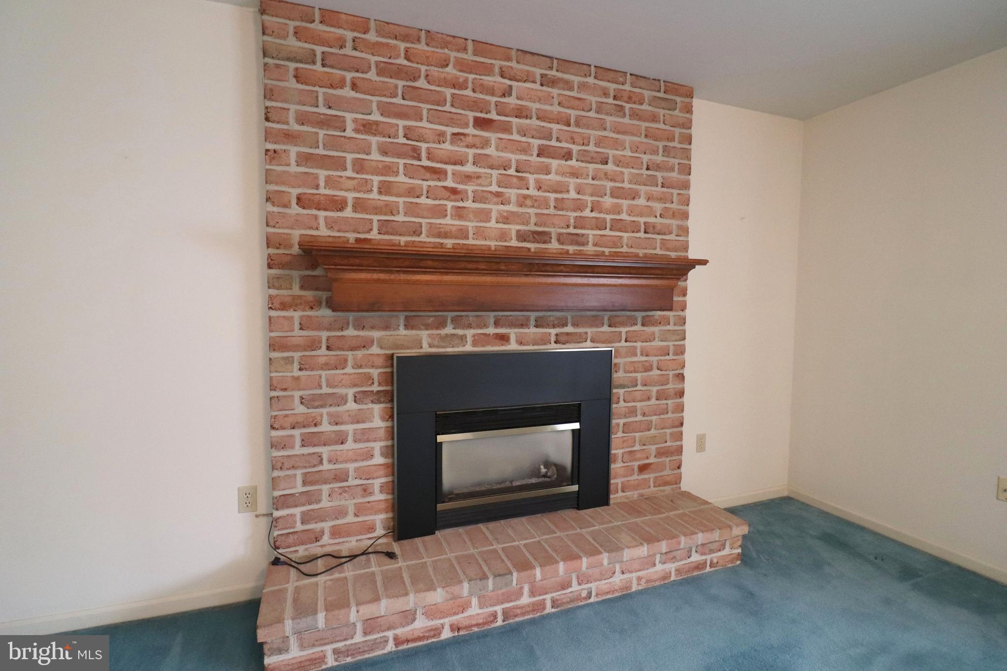 DENVER HEIGHTS - Residential