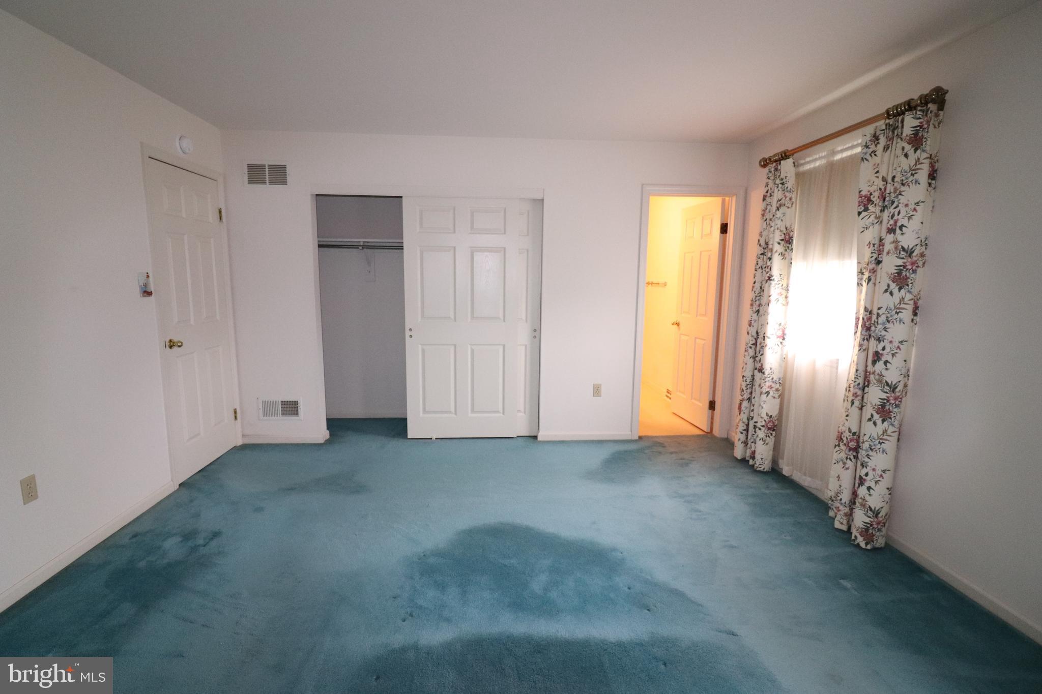 DENVER HEIGHTS - Residential