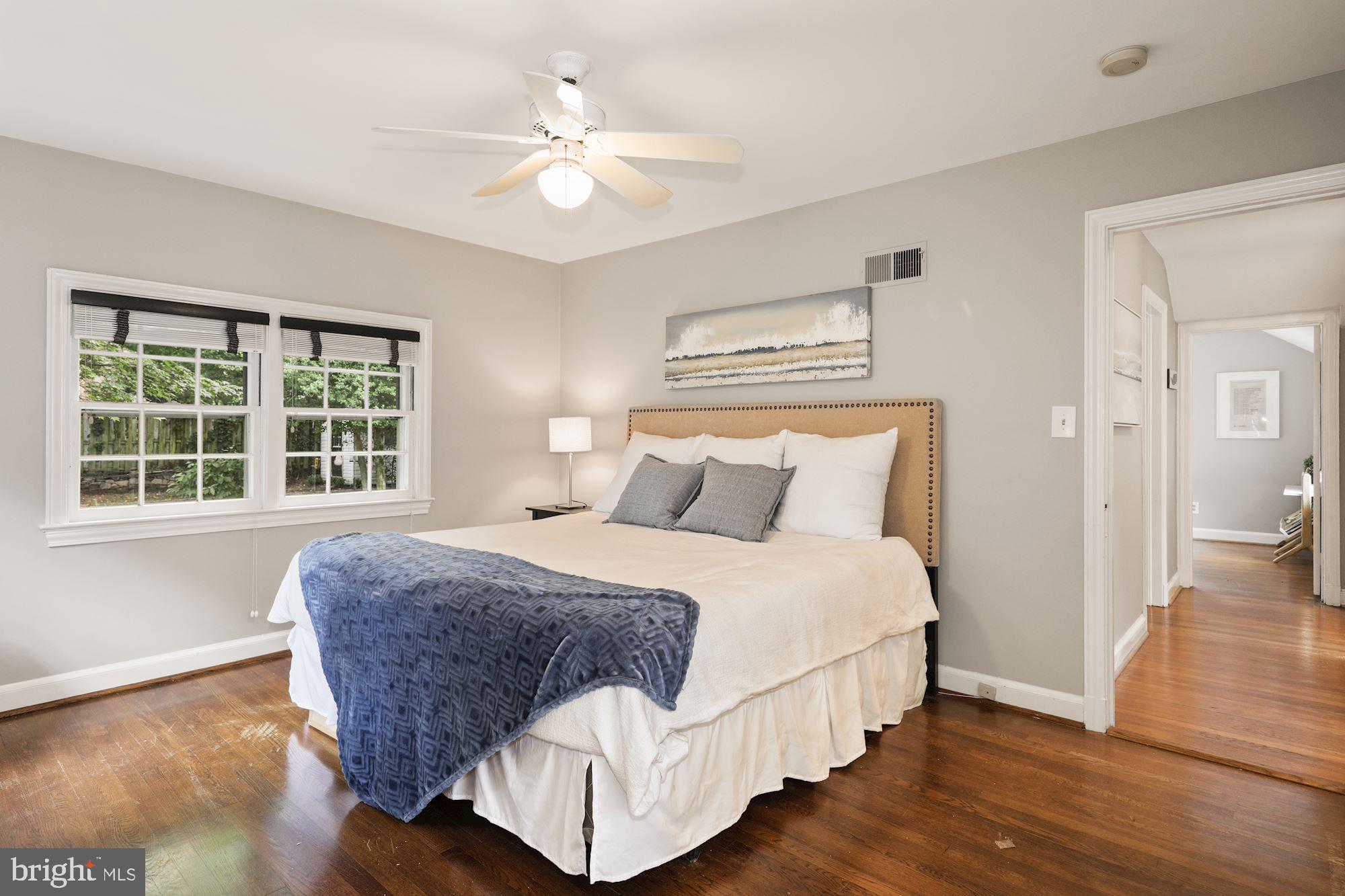 WOODACRES - Residential