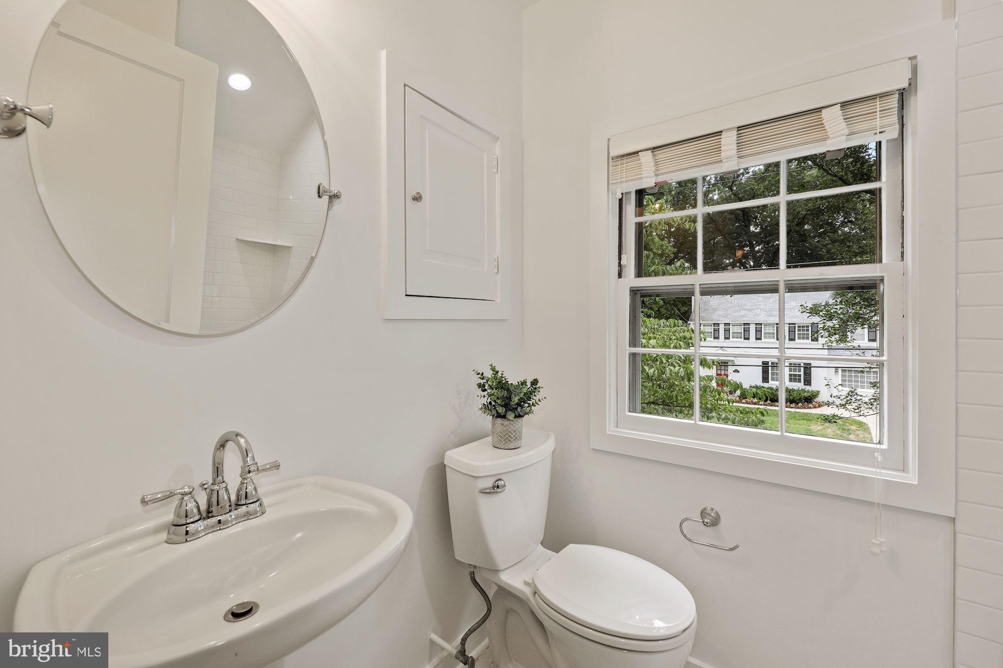 WOODACRES - Residential