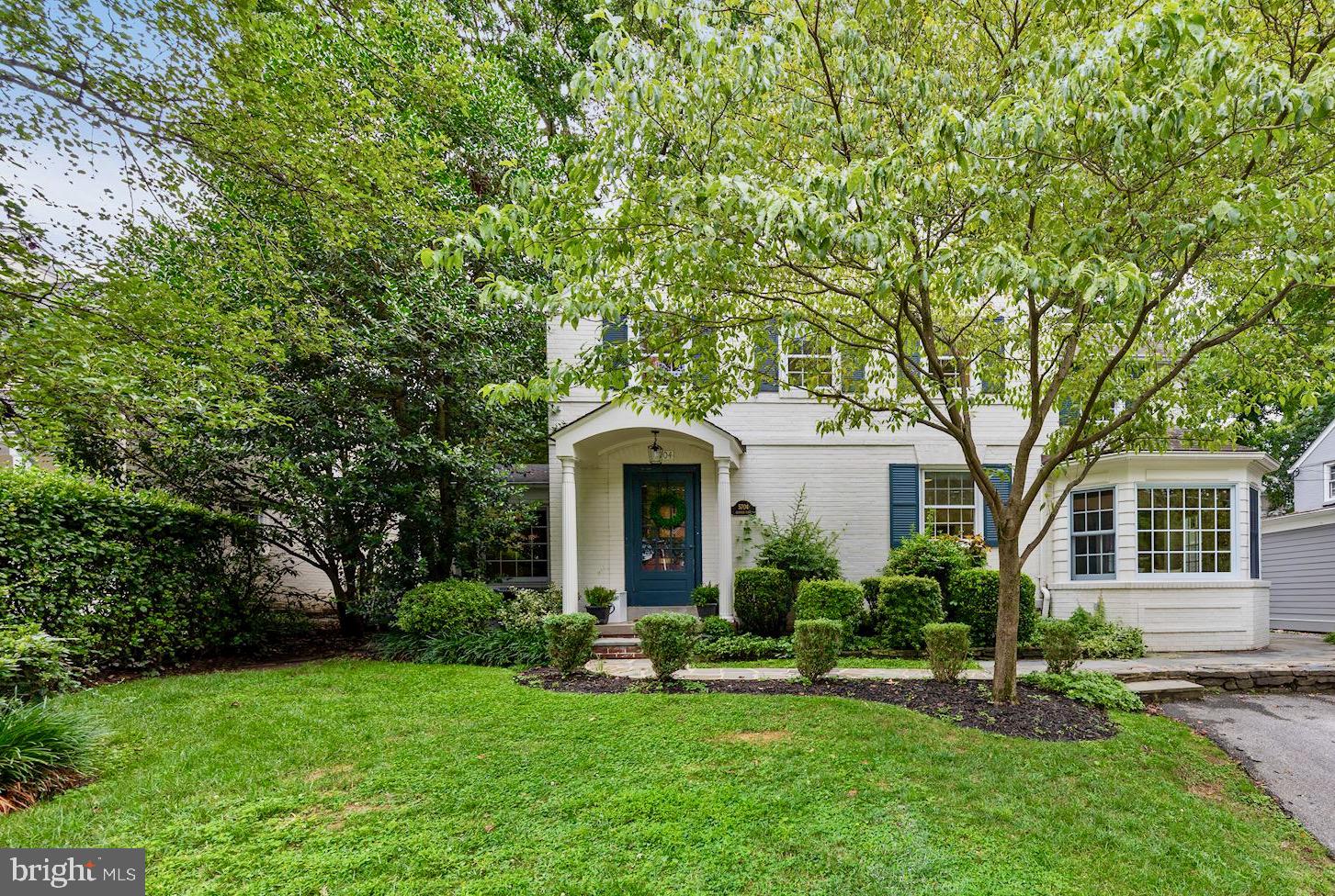 WOODACRES - Residential