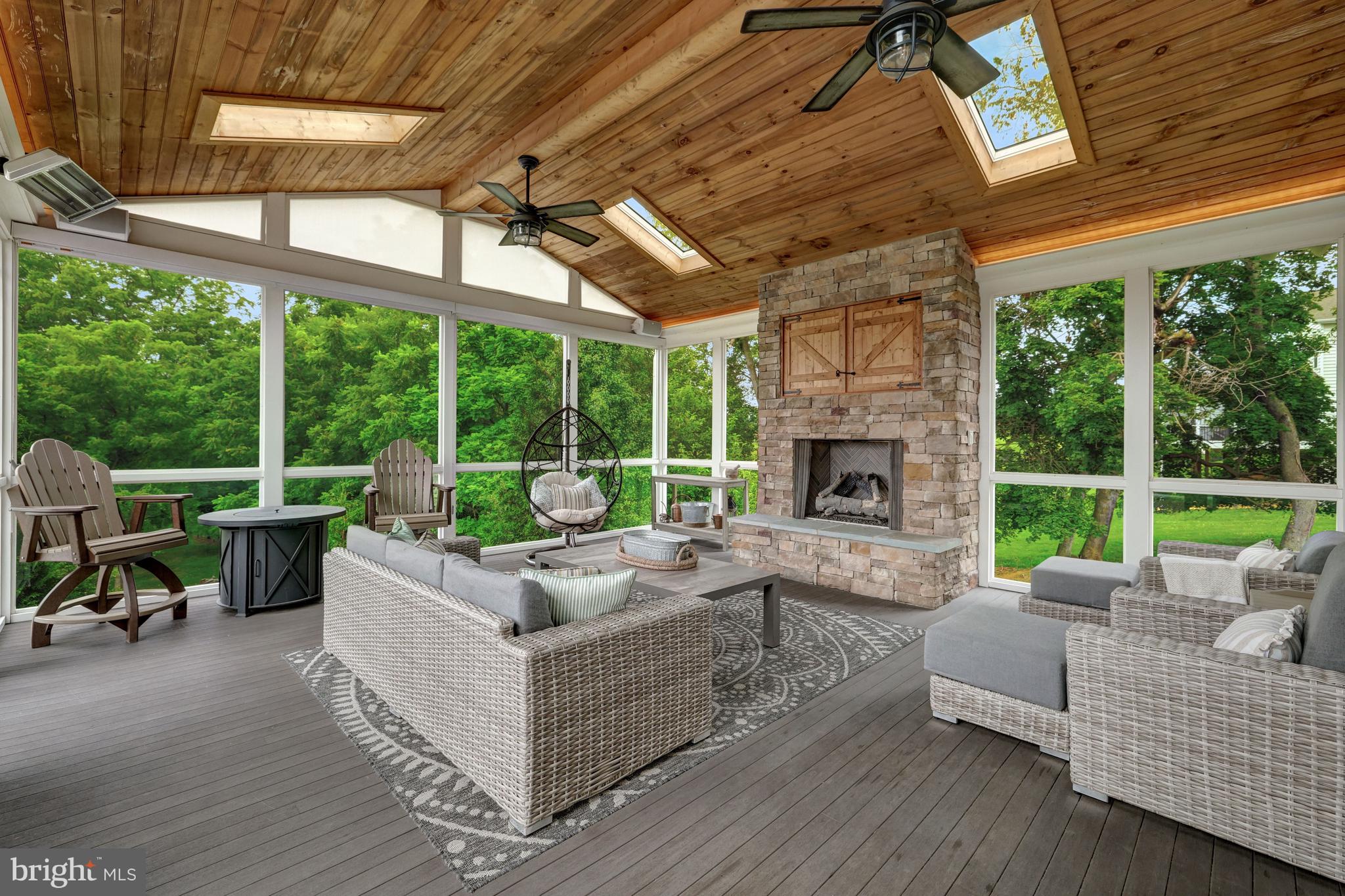 15019 LYNNFORD COURT
