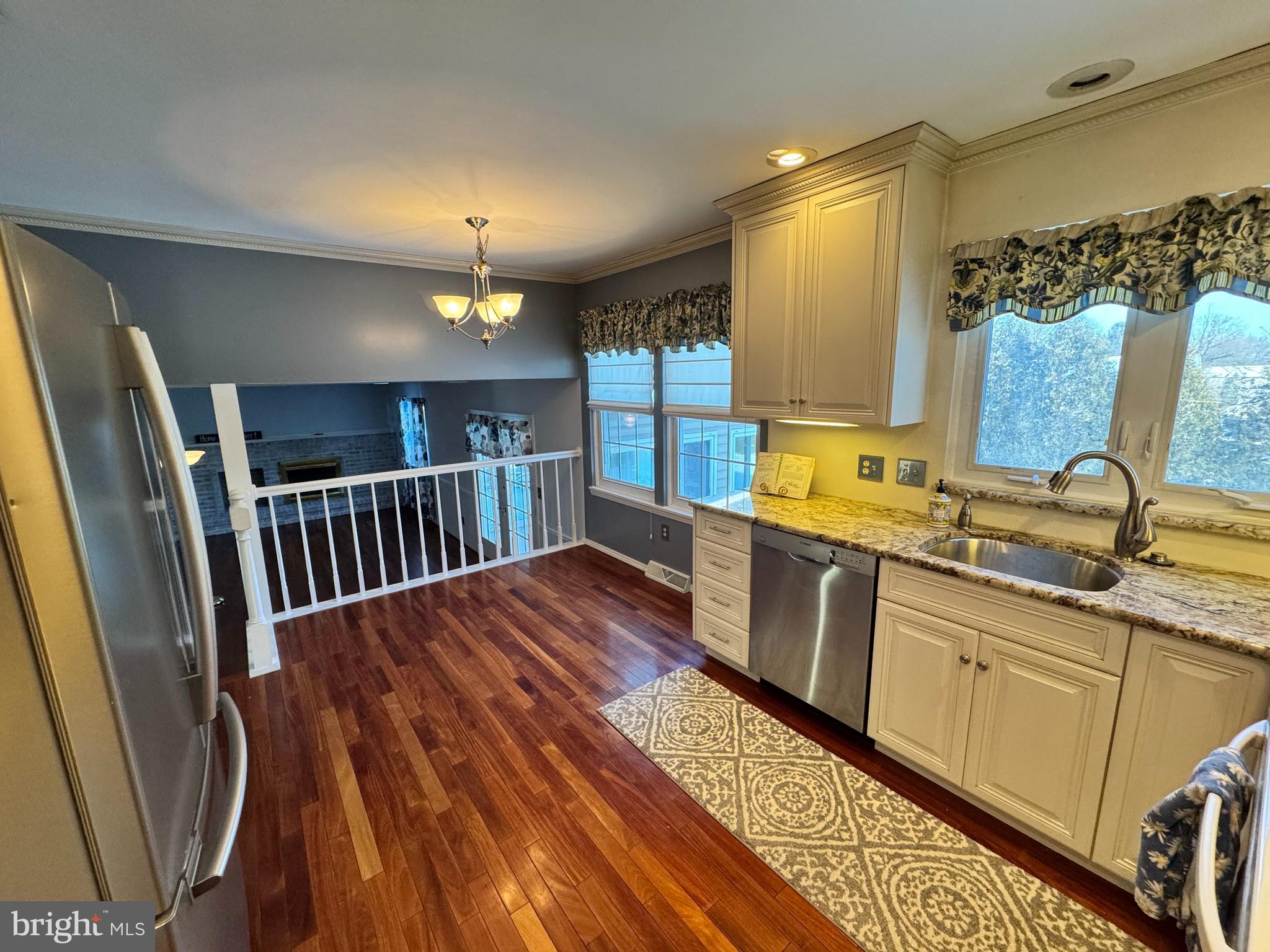 CHADDS FORD - Residential