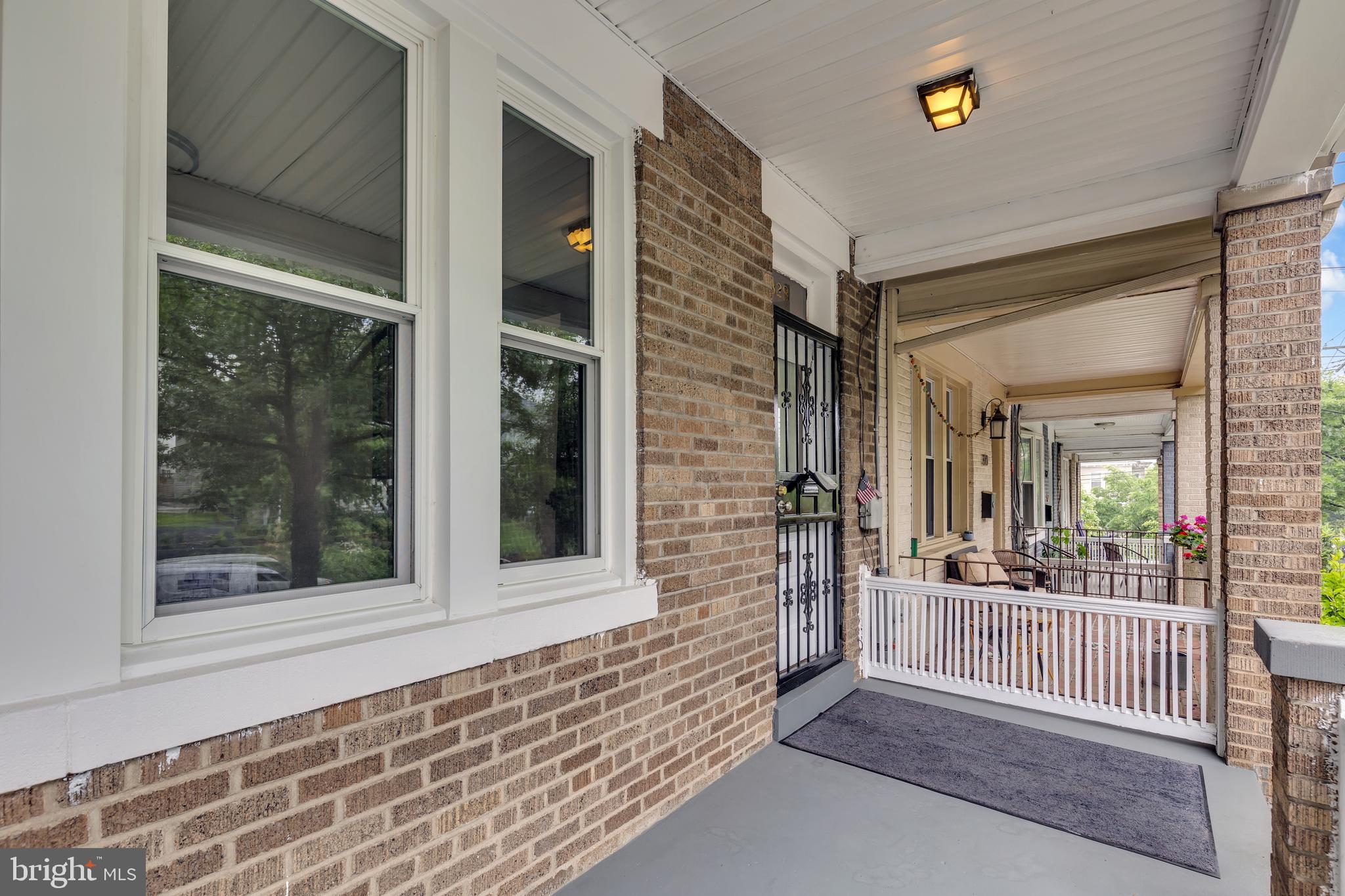828 ALLISON STREET NW
