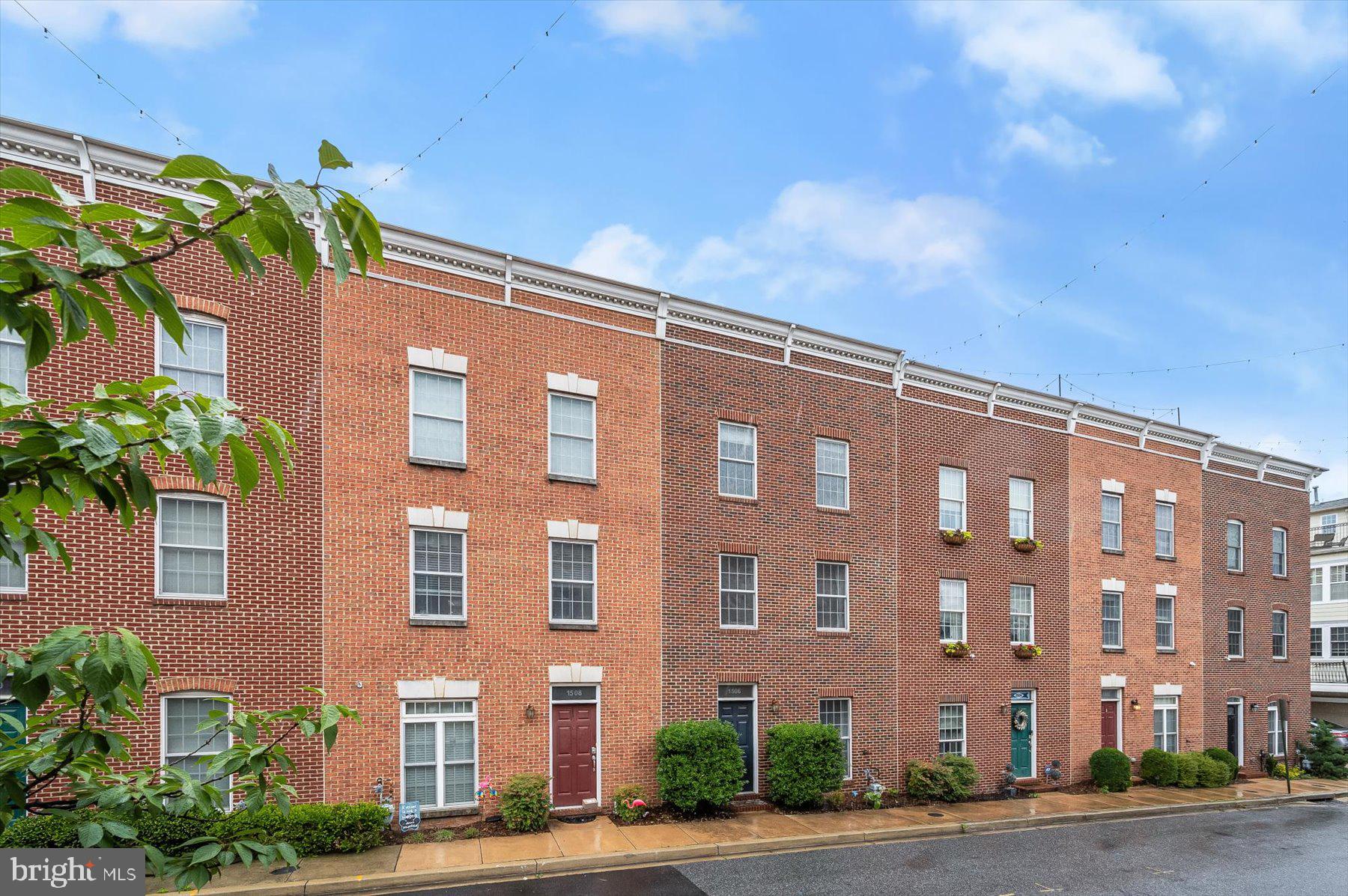 1506 STACK STREET