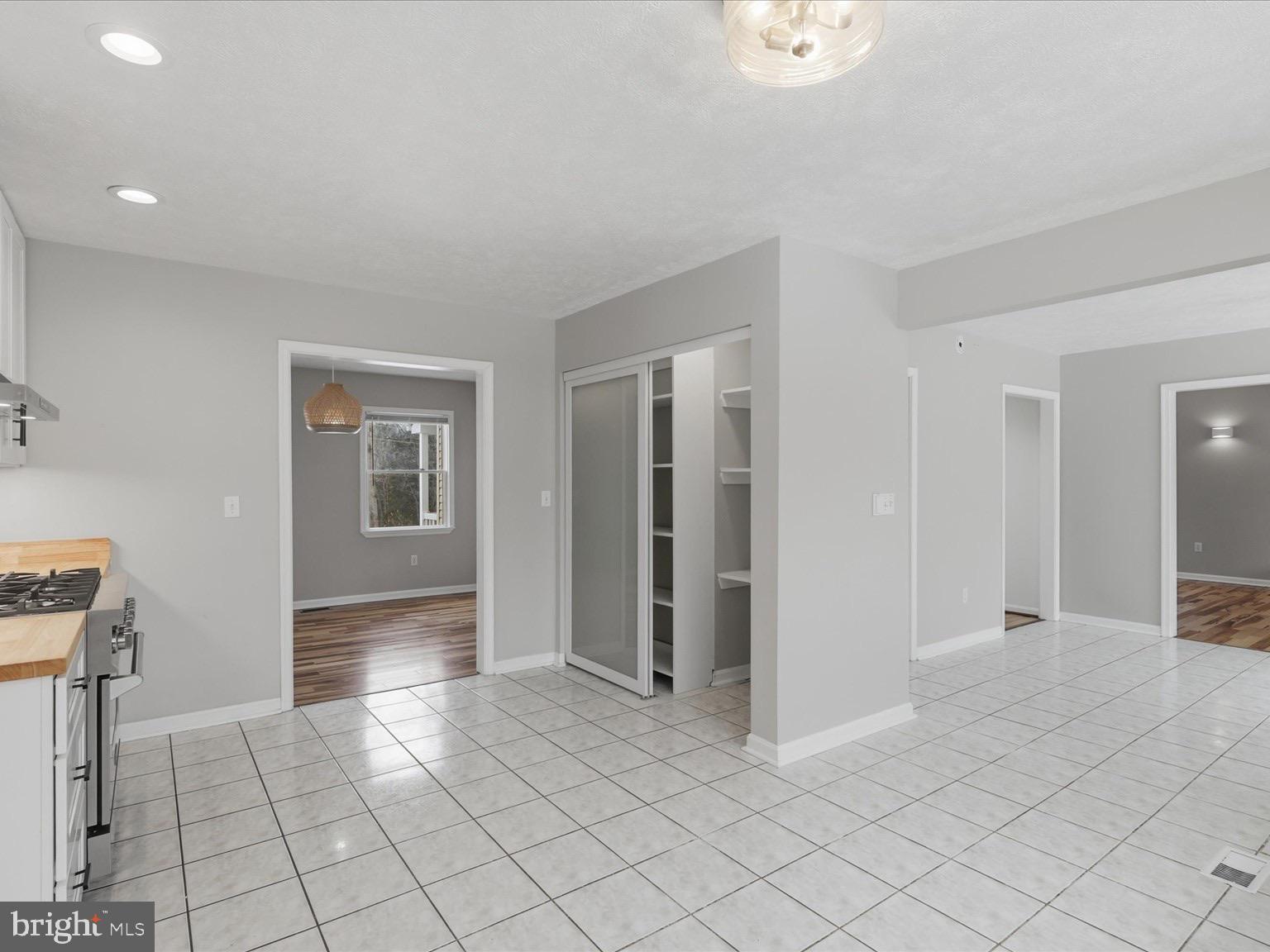 AMSONIA - Residential