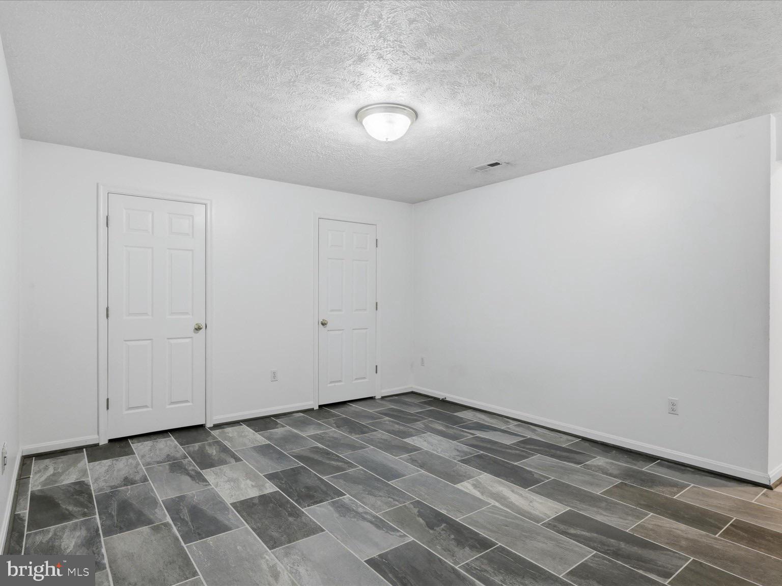 AMSONIA - Residential