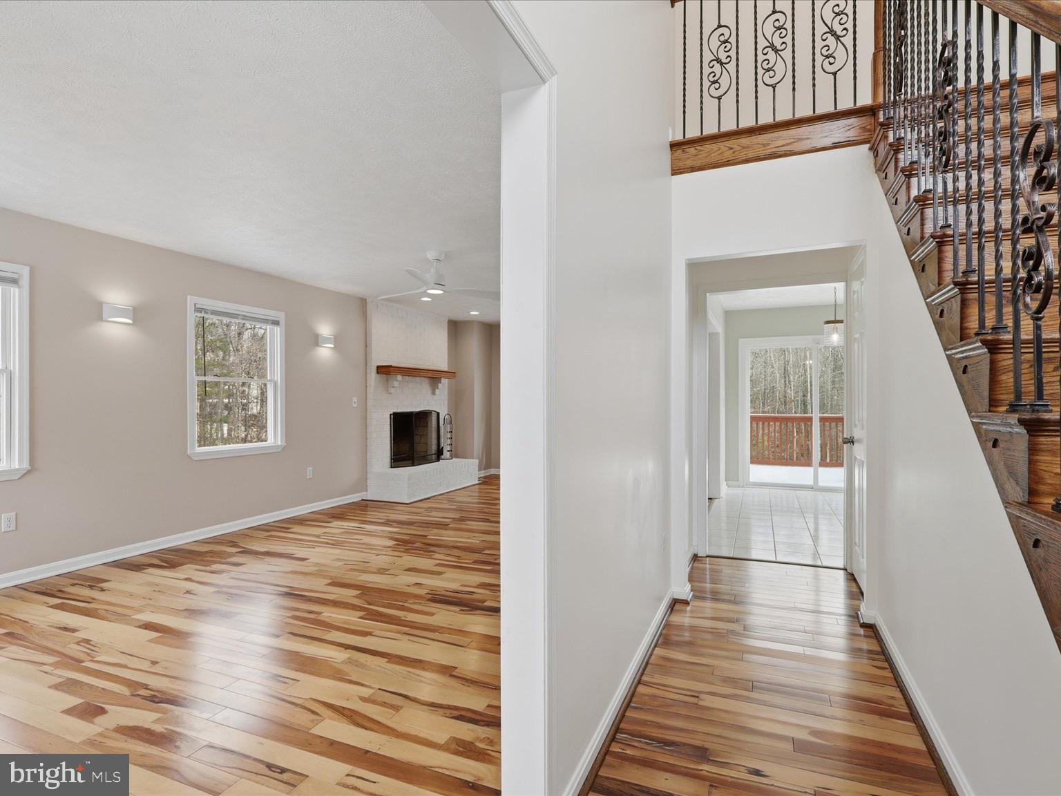 AMSONIA - Residential