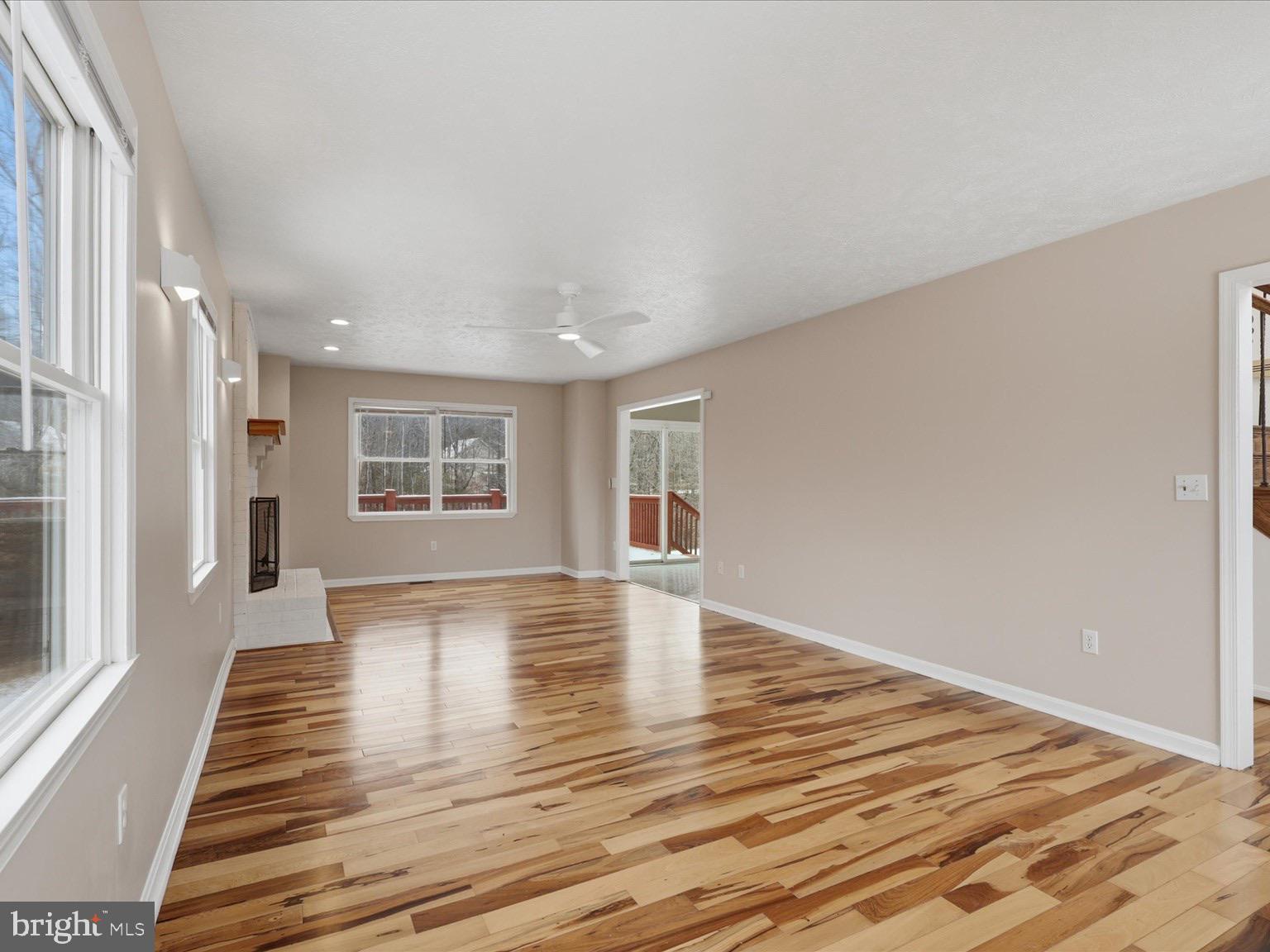 AMSONIA - Residential