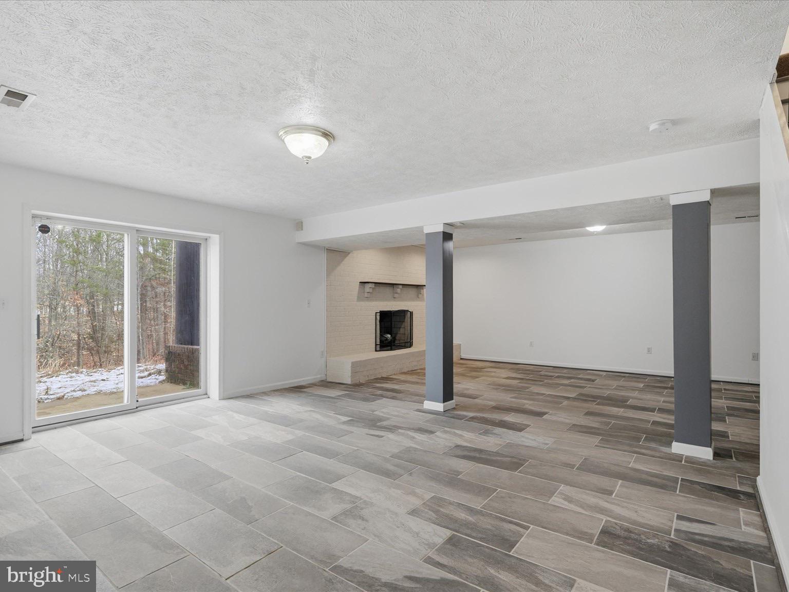 AMSONIA - Residential