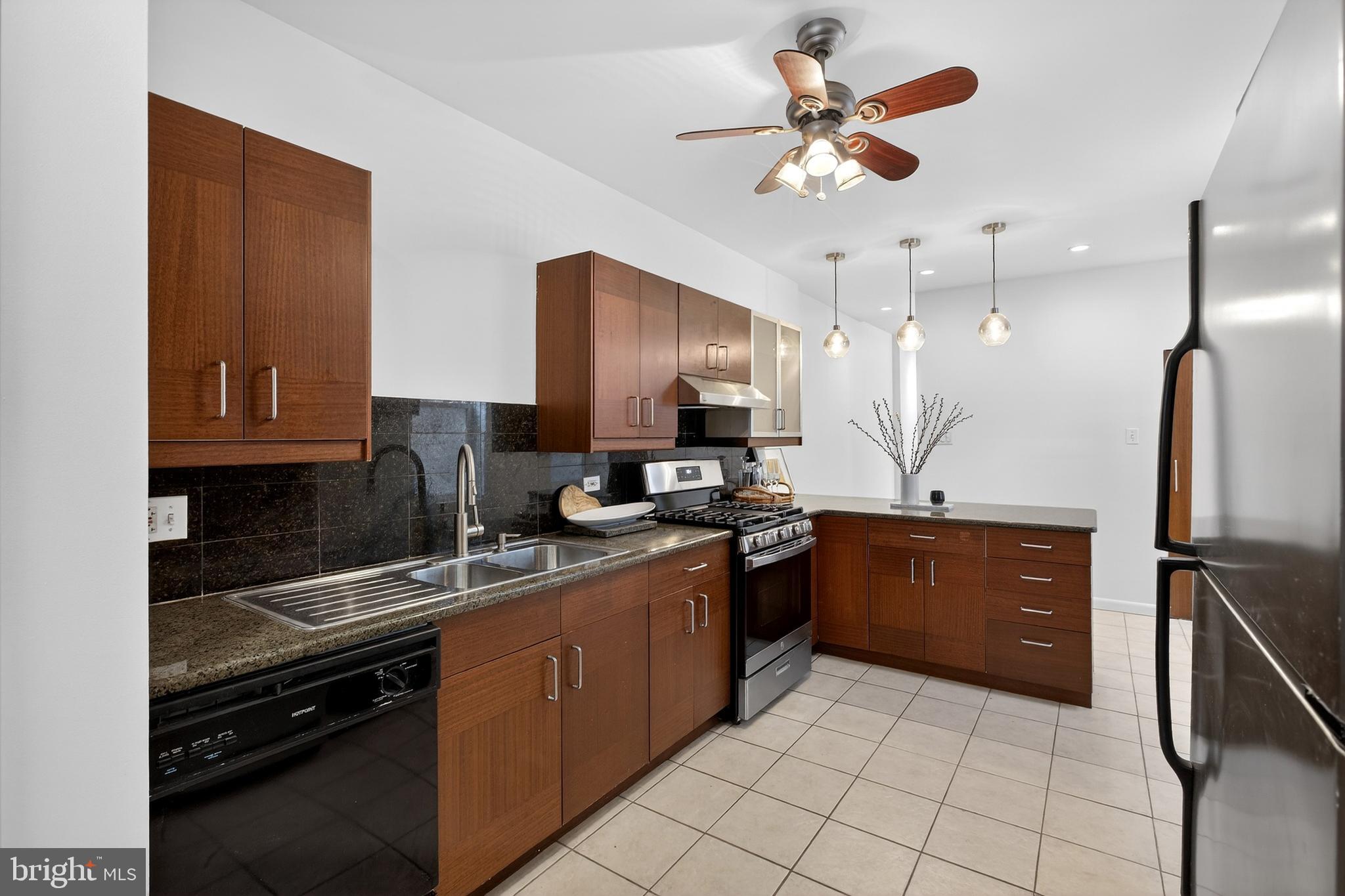 CEDAR PARK - Residential