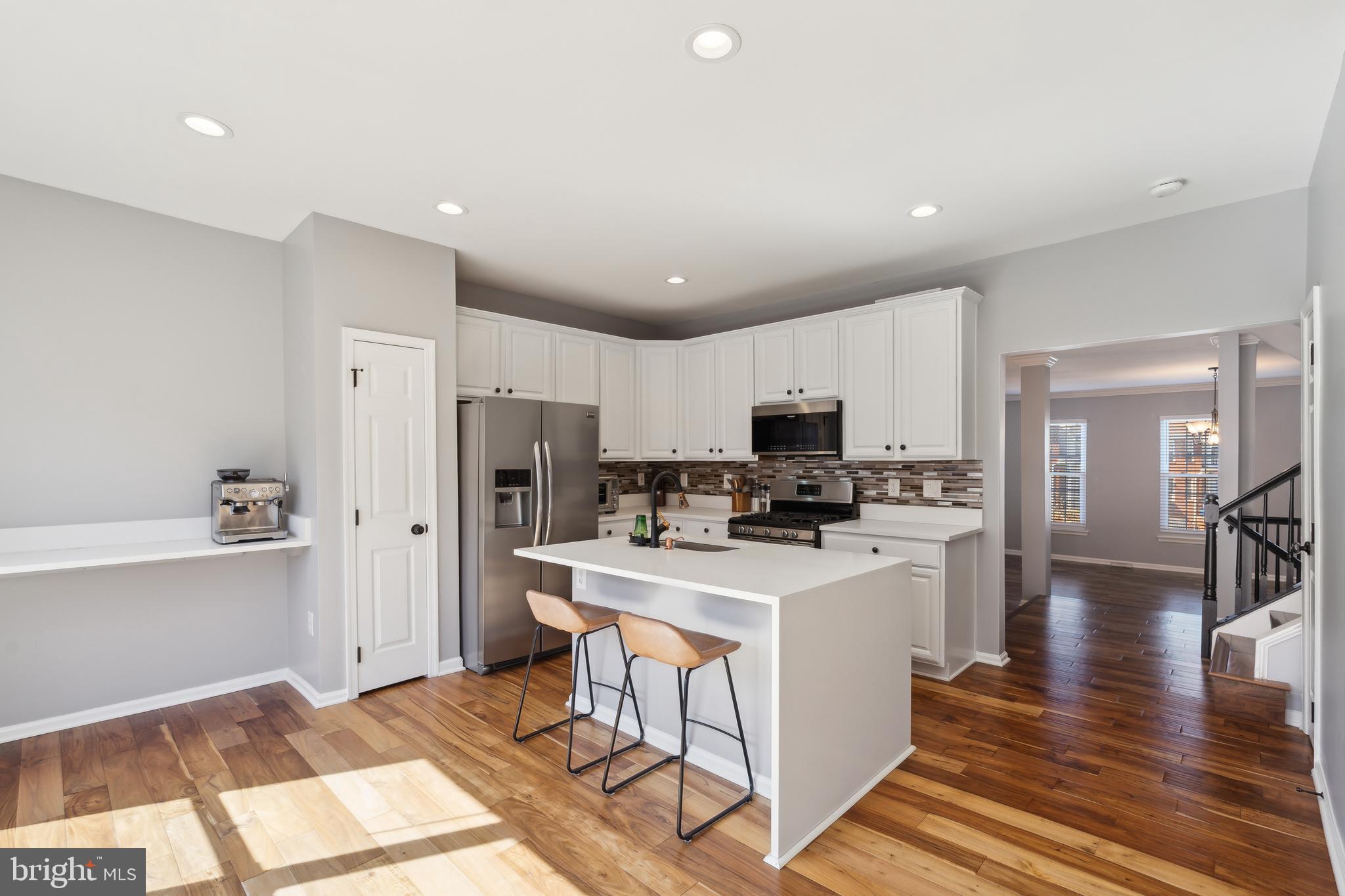 POTOMAC LAKES - Residential Lease