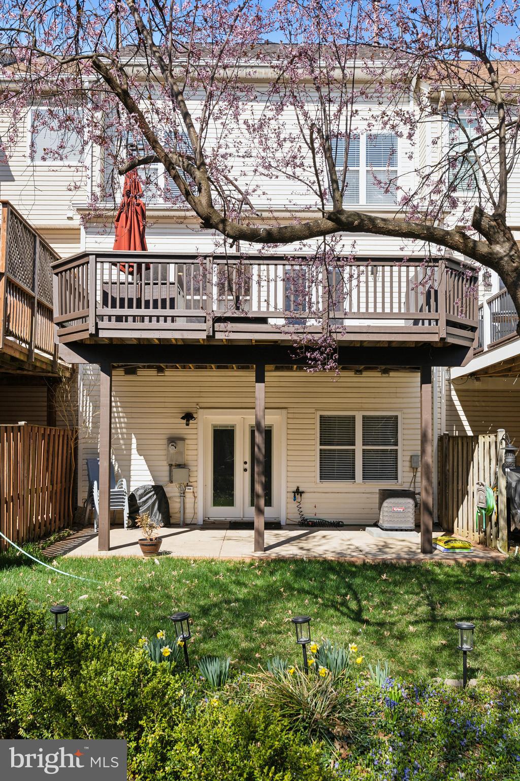 POTOMAC LAKES - Residential Lease