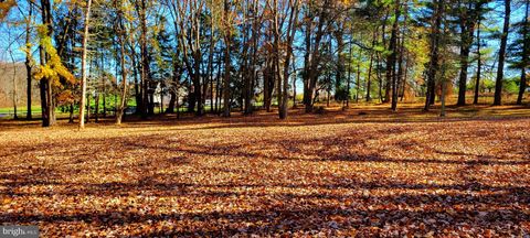 1616 MEADOW LANE GLEN MILLS PA 19342