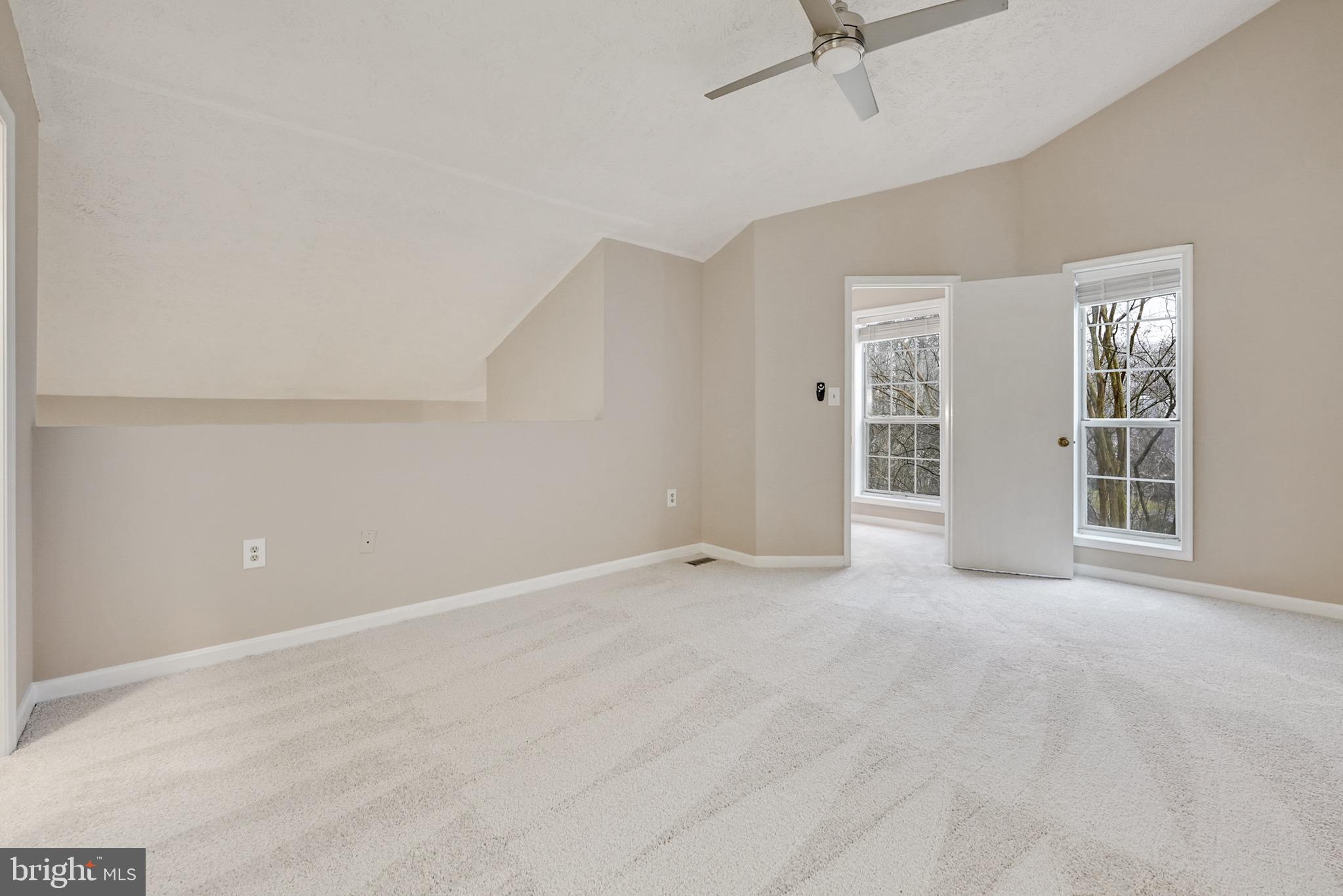 LAKE RIDGE - MOHICAN - Residential