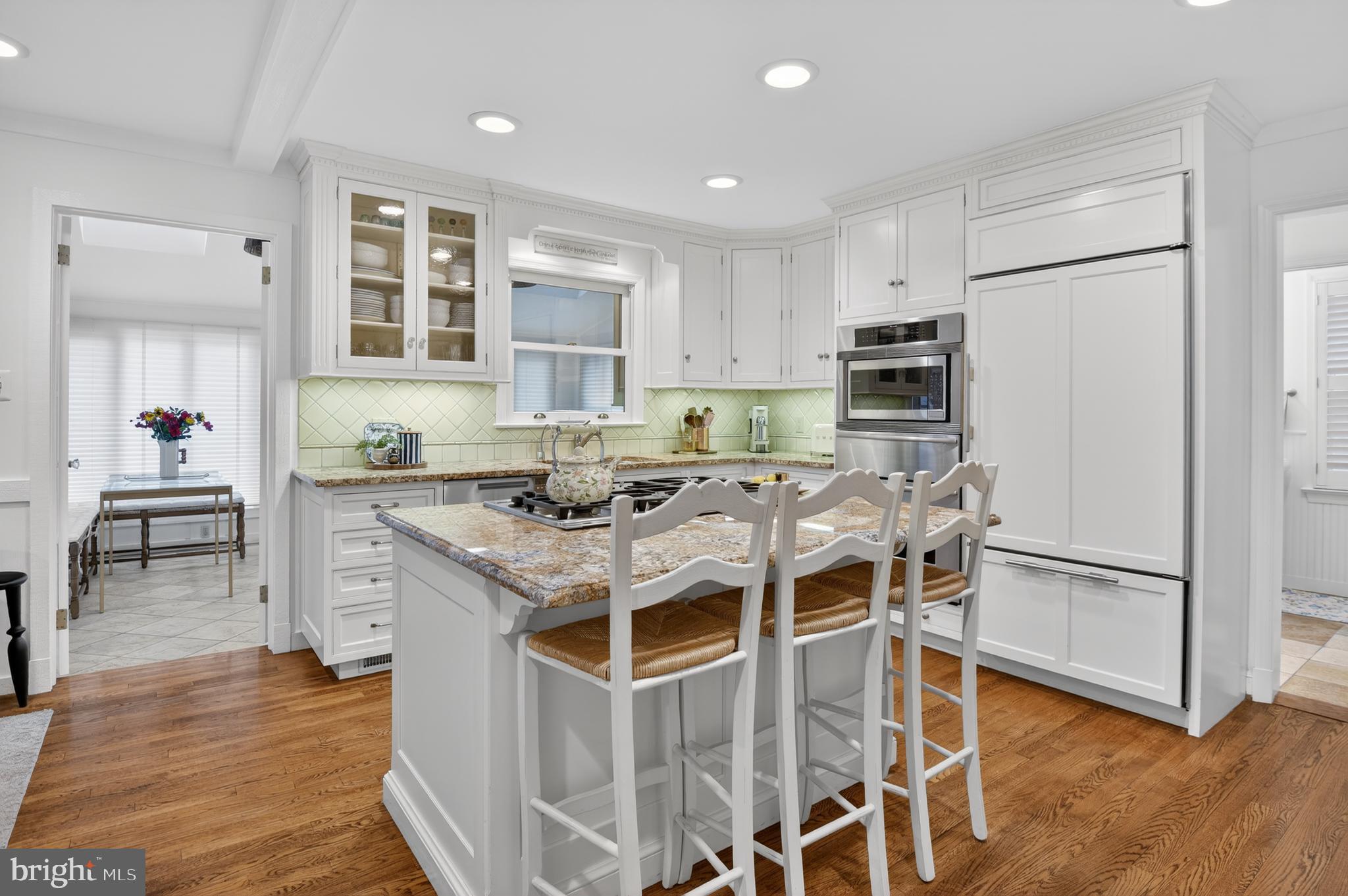 KENSINGTON PARK - Residential